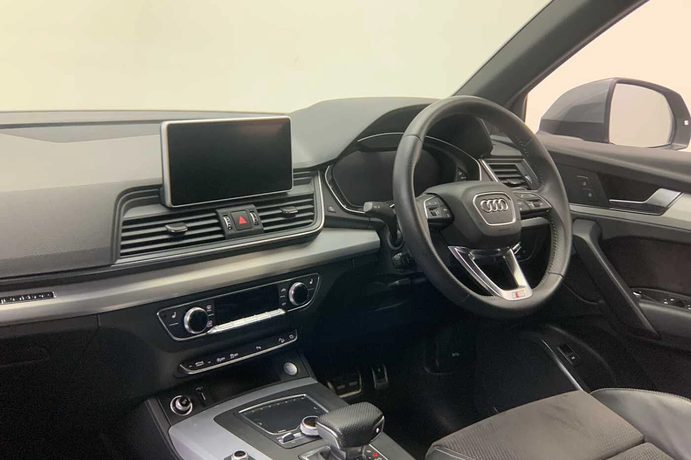 Audi-Q5-image-11