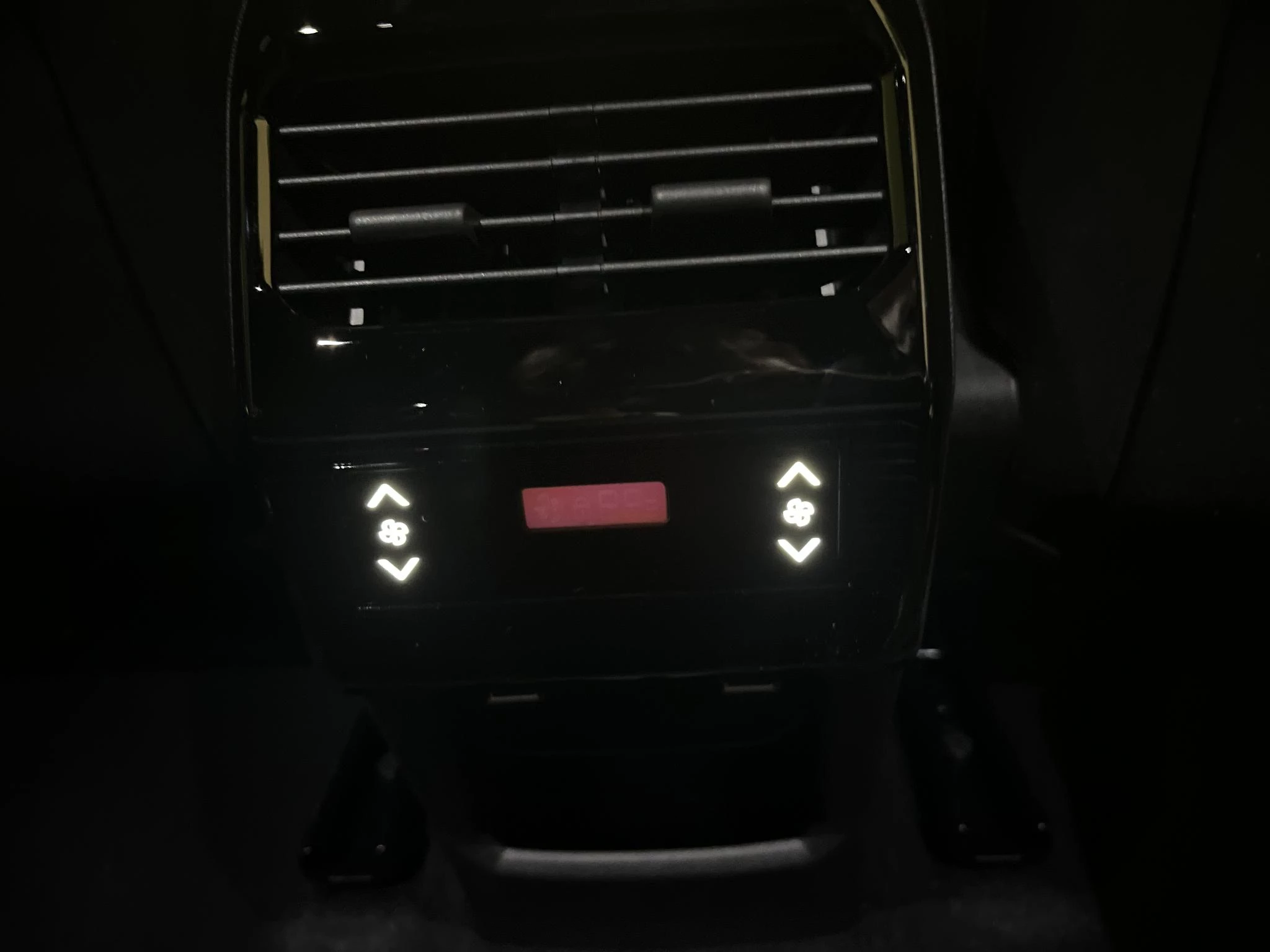 Peugeot-e-5008-image-20