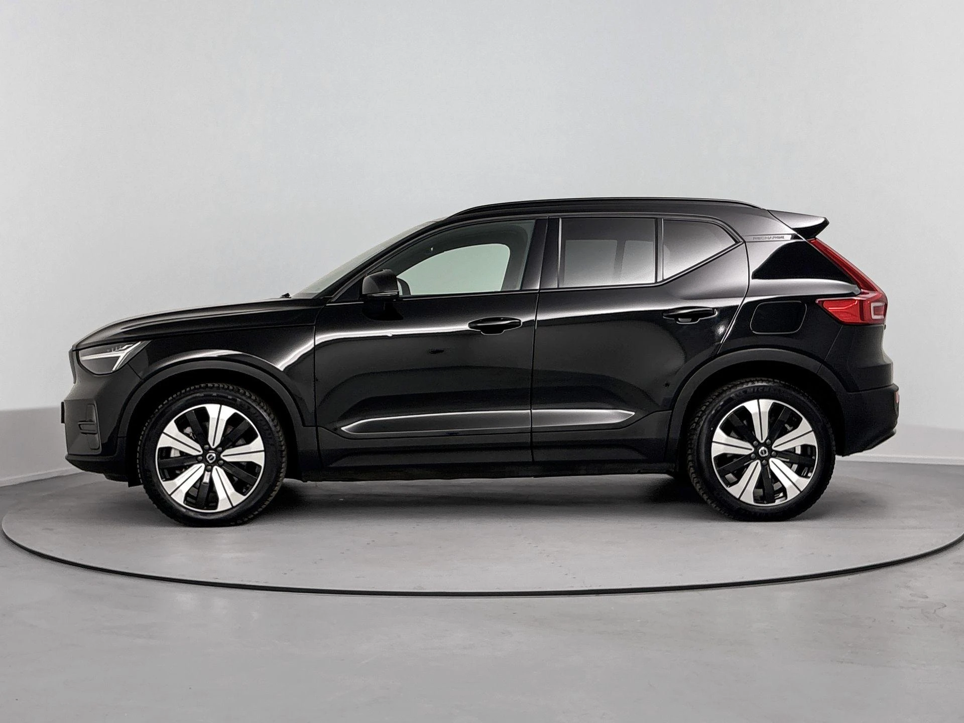 Volvo XC40 Recharge Core 70 kWh
