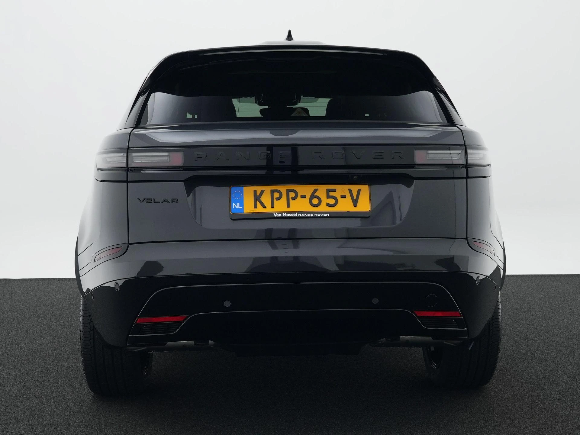 Land Rover Range Rover Velar 2.0 P400e Belgravia Edition