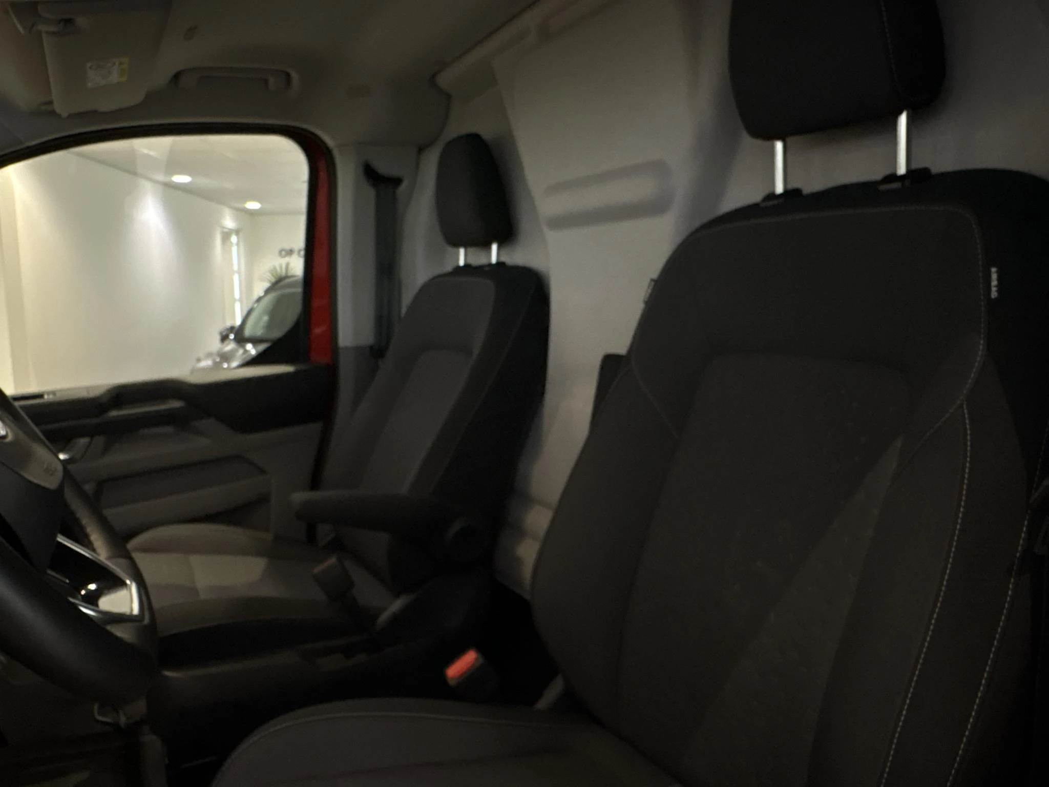 Ford-Transit Custom-image-20