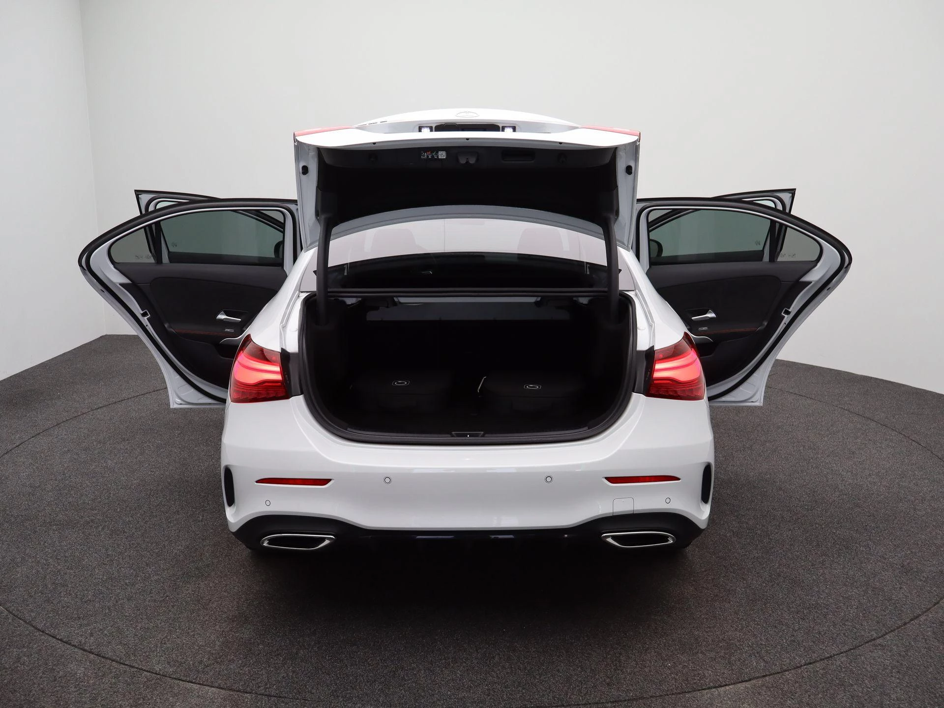 Mercedes-Benz-A-Klasse-image-12