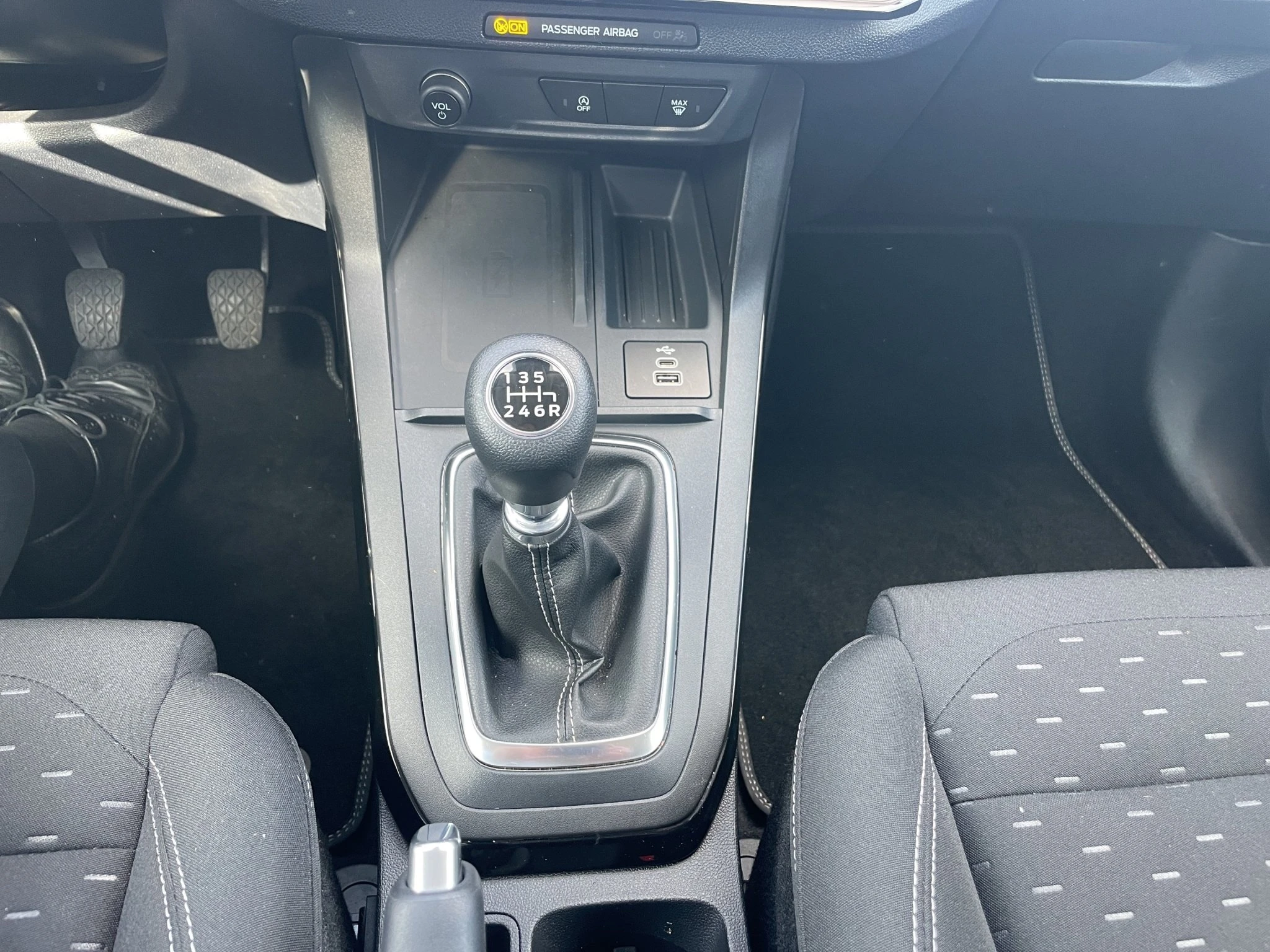 Ford-Puma-image-13
