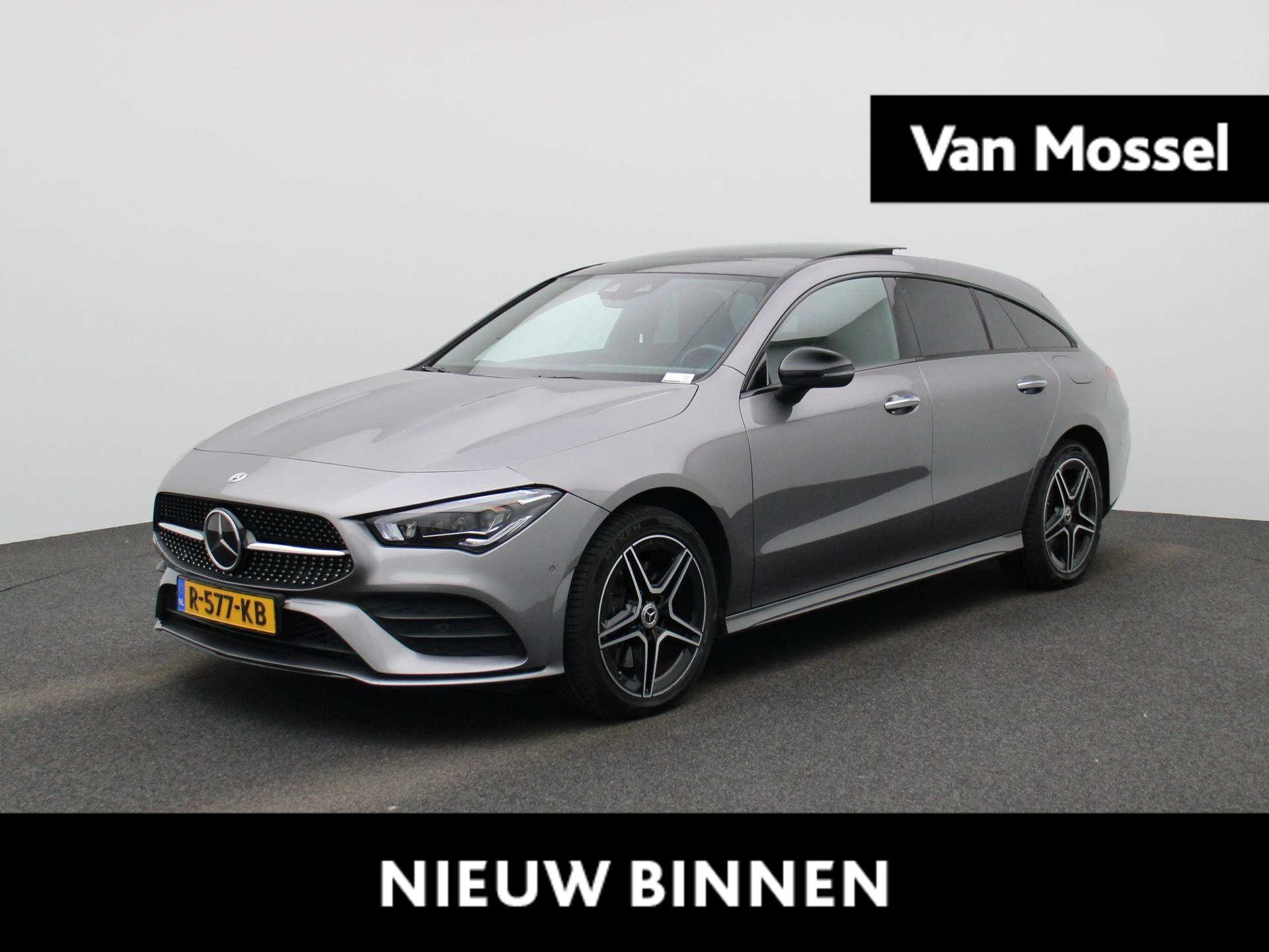 Mercedes-Benz-CLA-image-0