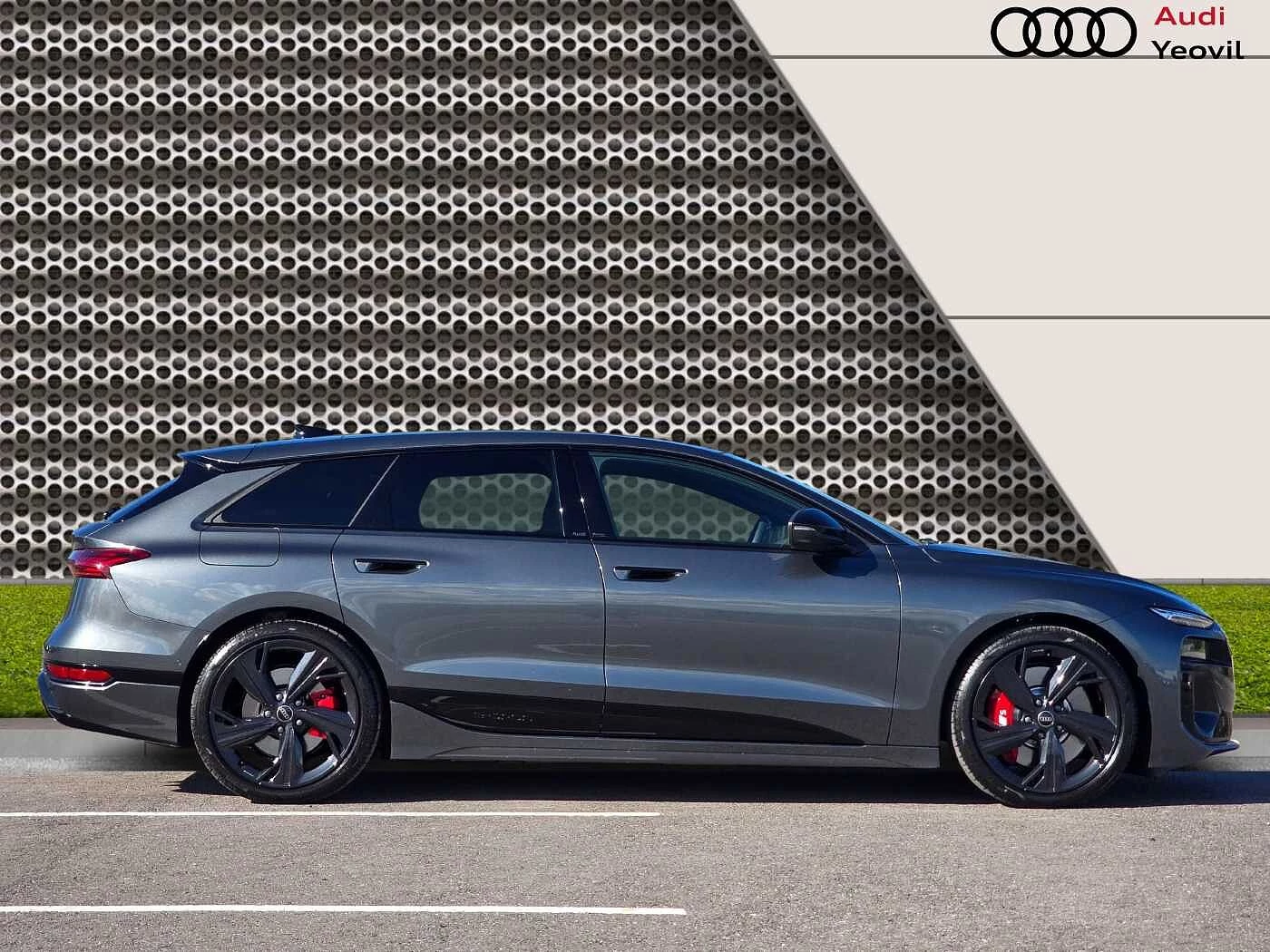 Audi-S6 Avant e-tron-image-3
