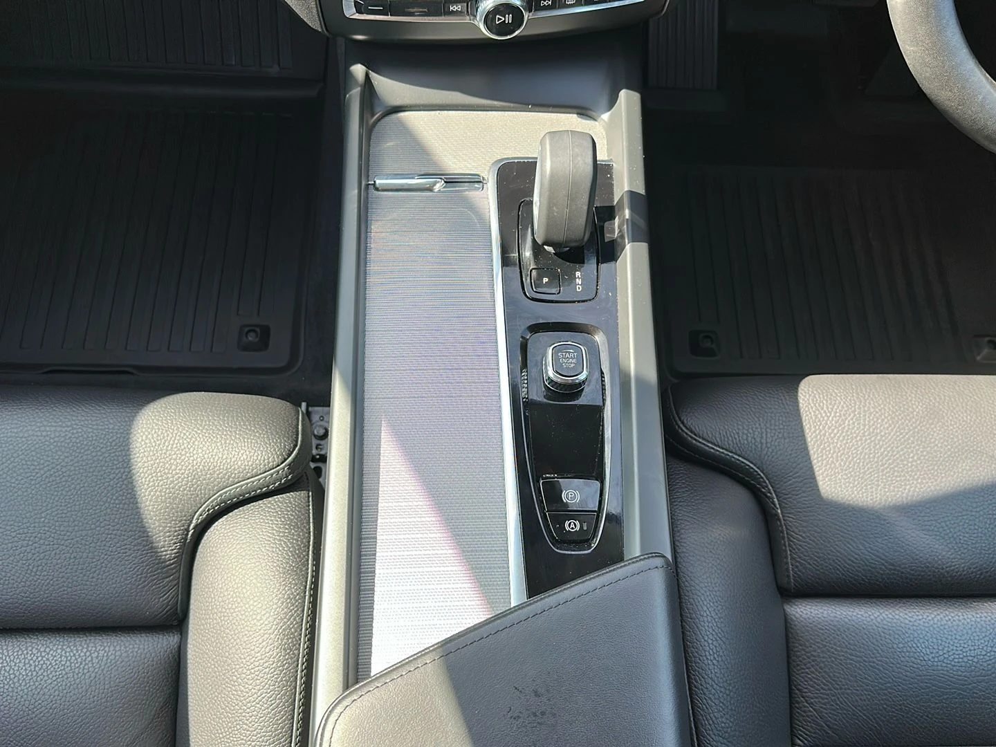 Volvo-XC60-image-11