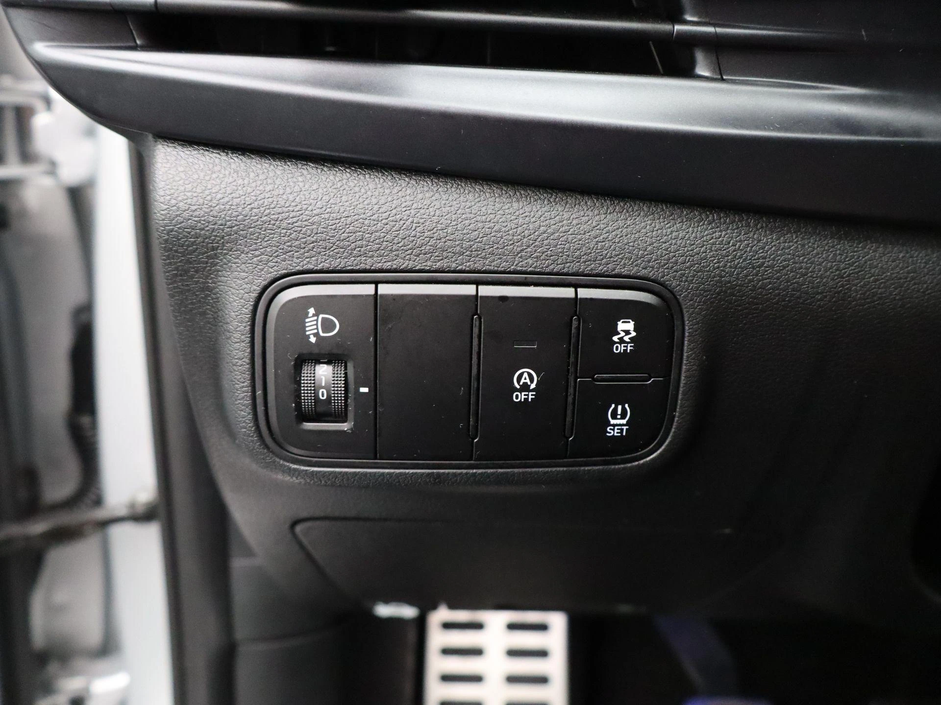 Hyundai-Bayon-image-23
