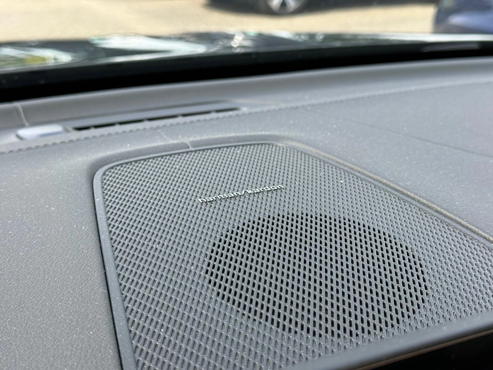 Volvo-XC60-image-18
