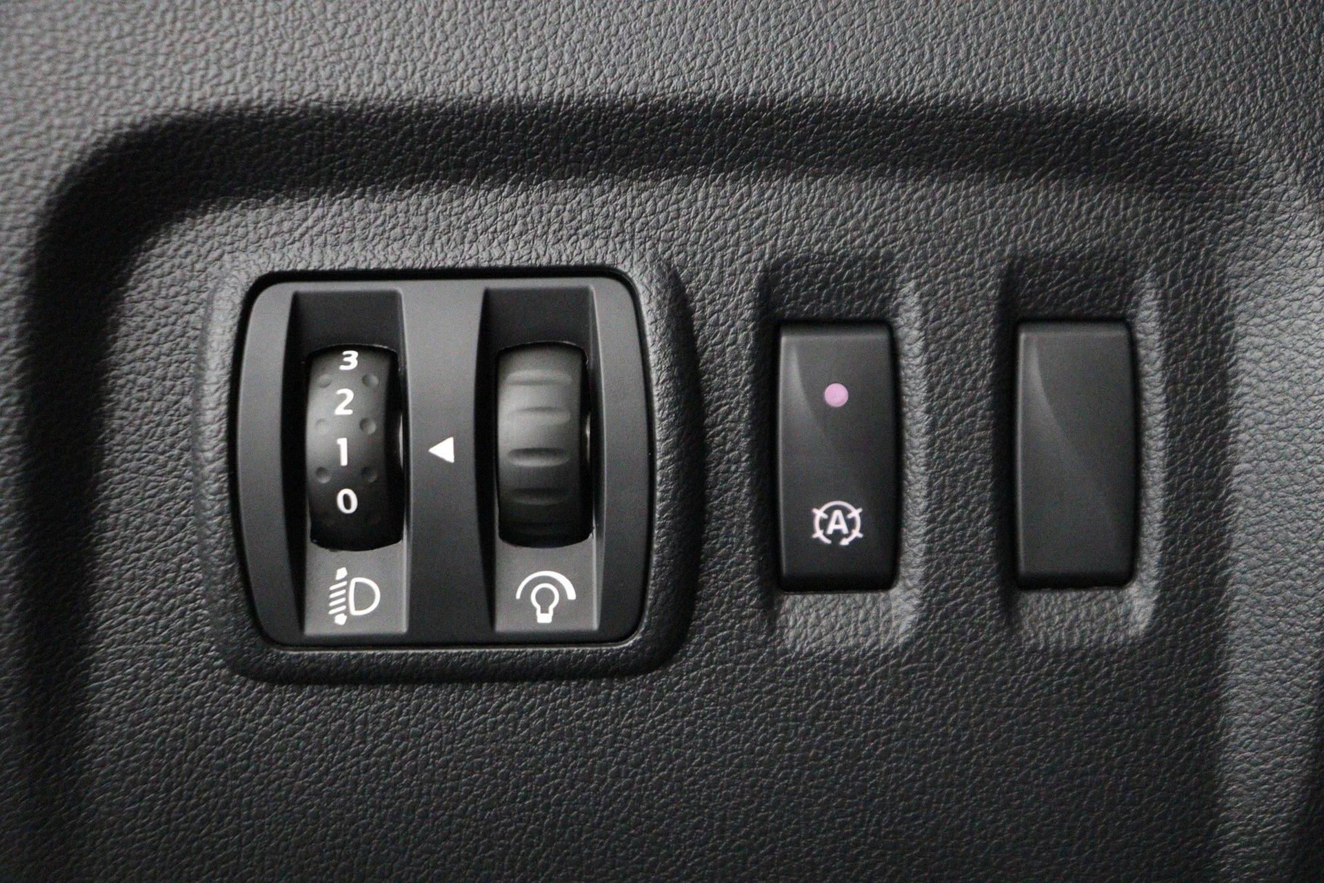 Renault-Captur-image-22