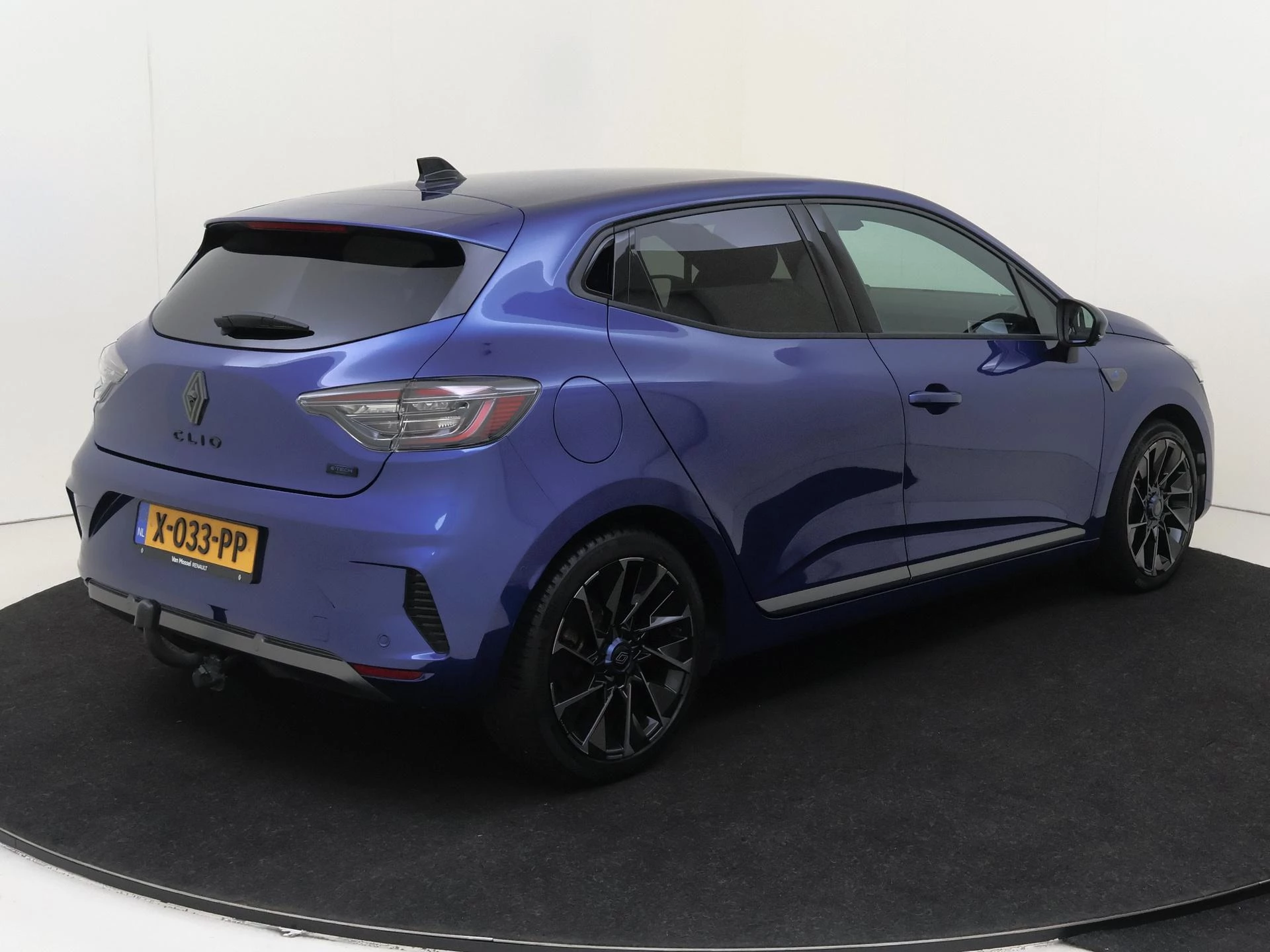 Renault-Clio-image-6