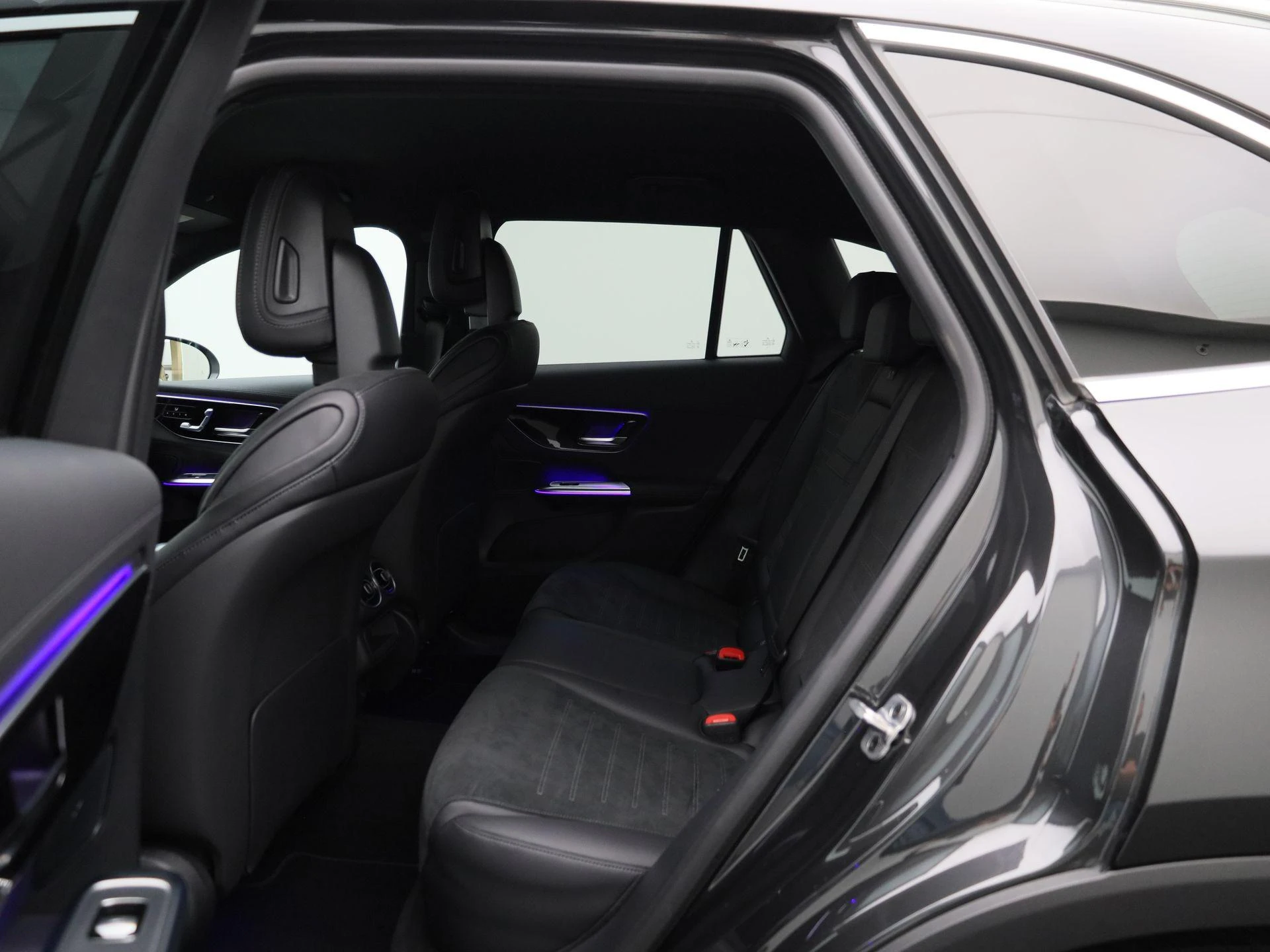 Mercedes-Benz-GLC-image-9