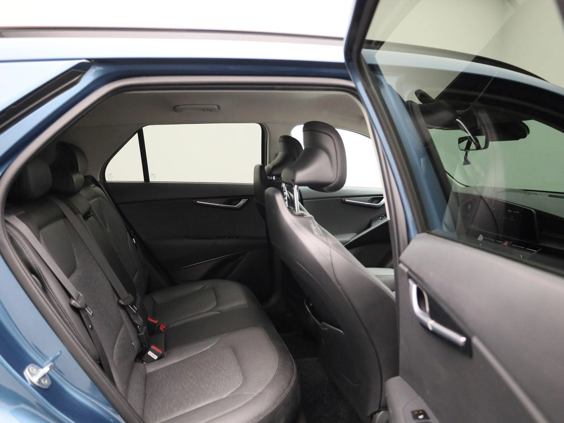 Kia-Niro-image-38