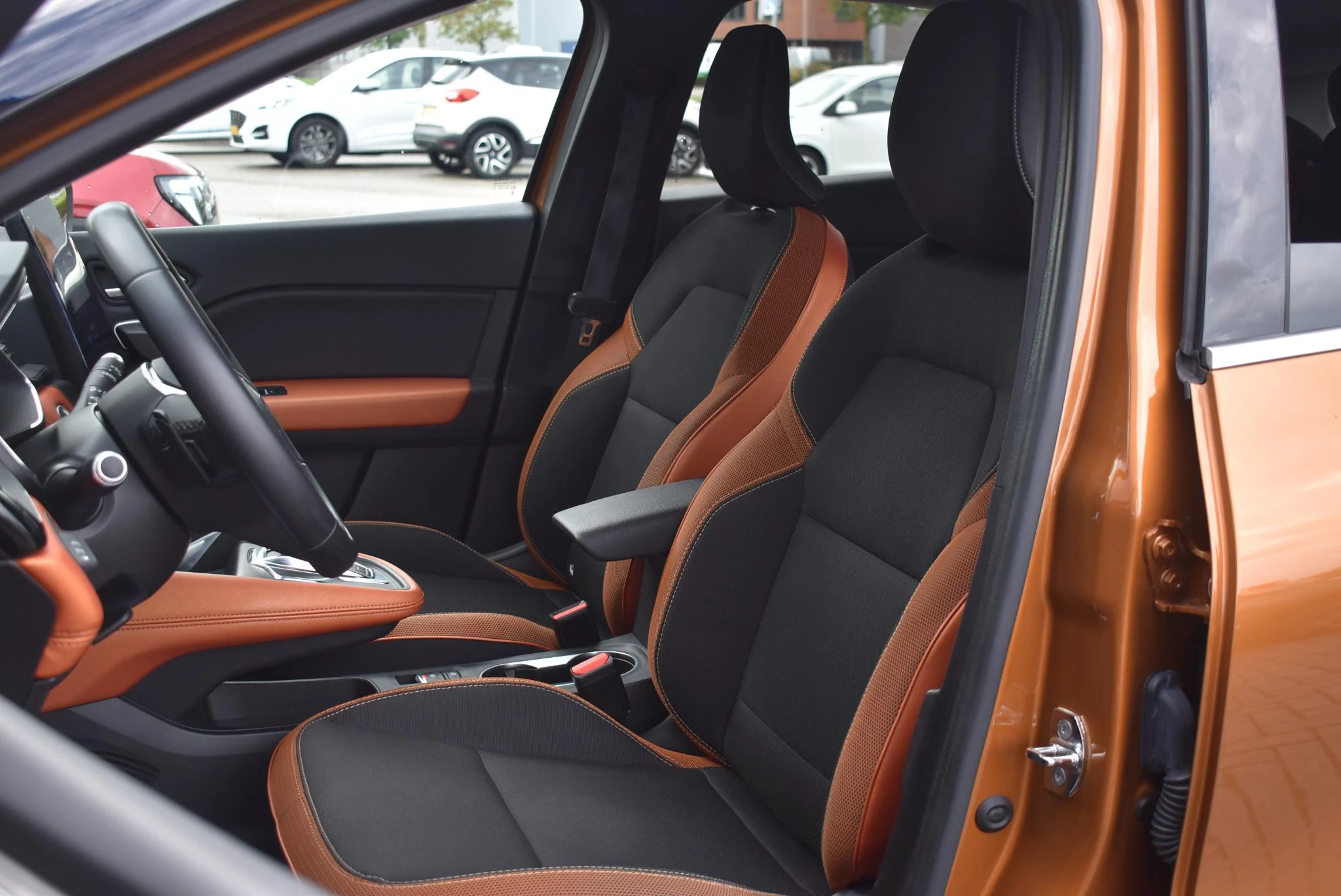 Renault-Captur-image-38
