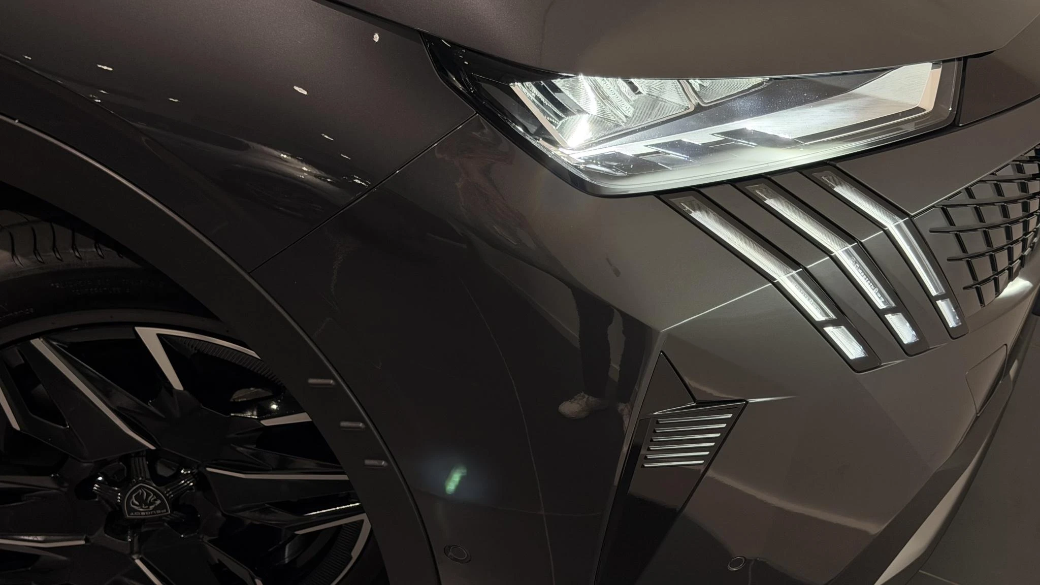 Peugeot-5008-image-24