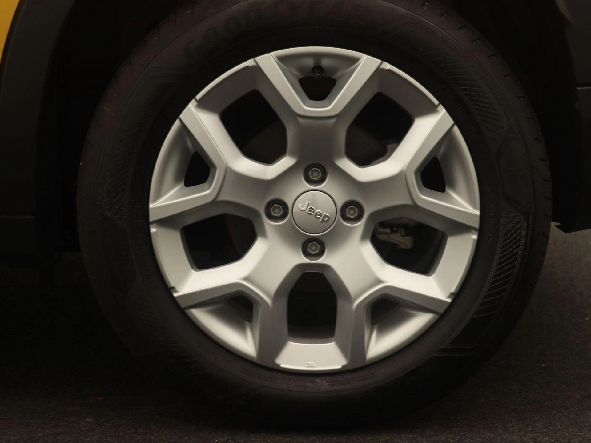 Jeep-Avenger-image-16