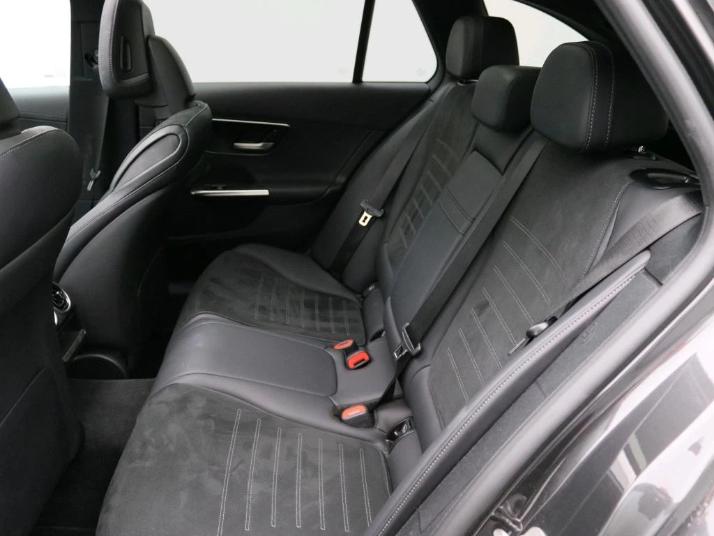 Mercedes-Benz Classe C 180 AMG Line Break + PANORAMISCH DAK + DIGITAL LIGHT + KEY LESS +