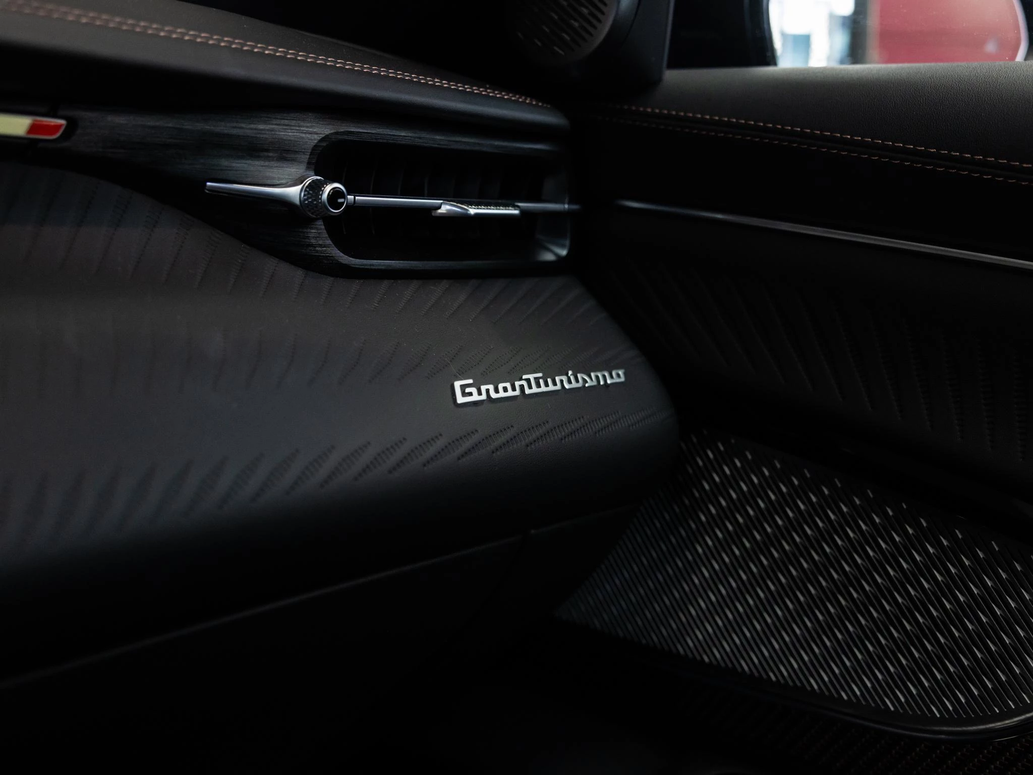 Maserati-GranTurismo-image-35