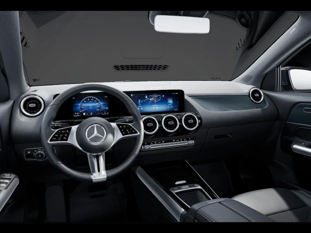 Mercedes-Benz-GLA 200 d-image-9