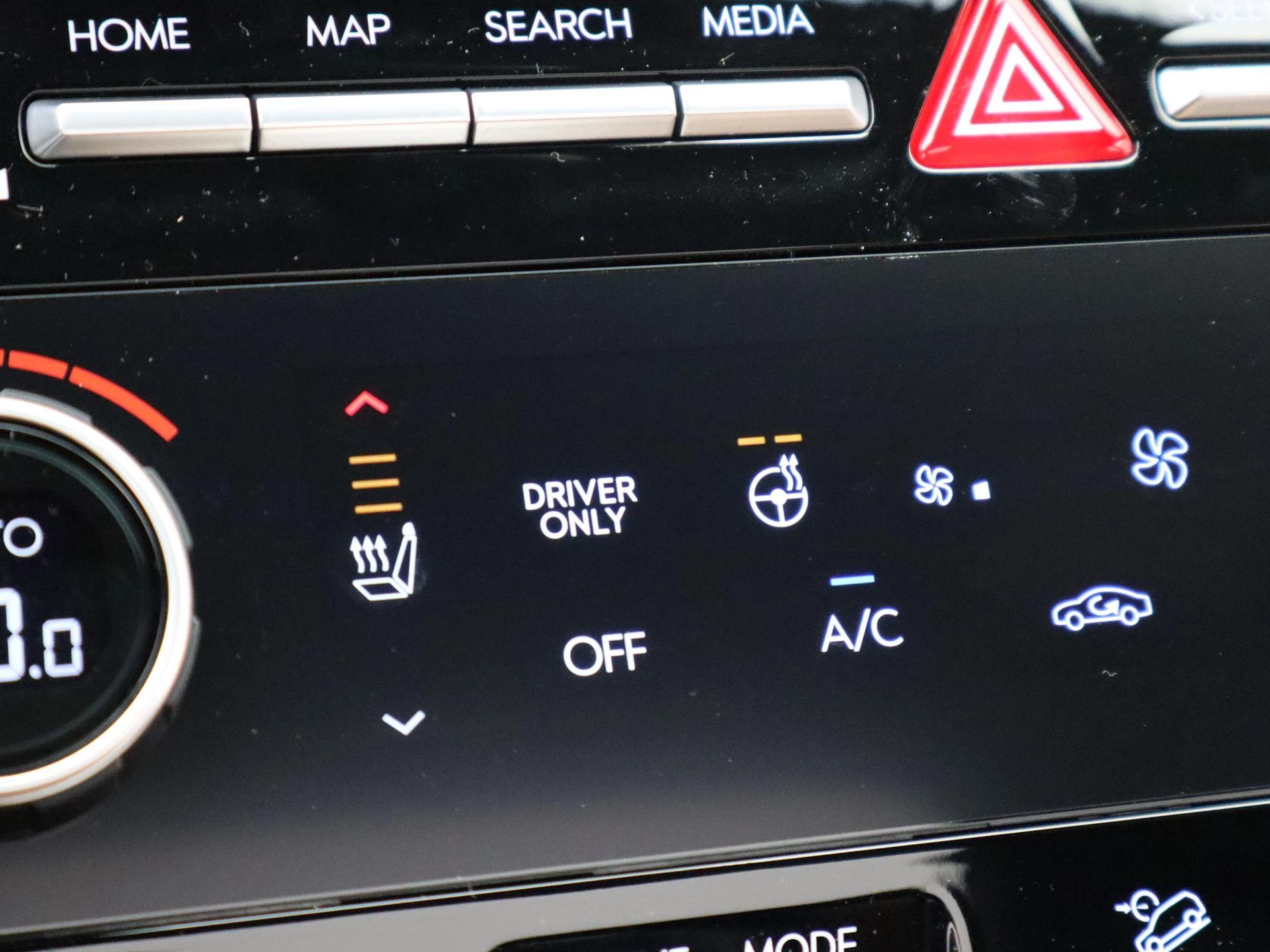 Hyundai-Santa Fe-image-22