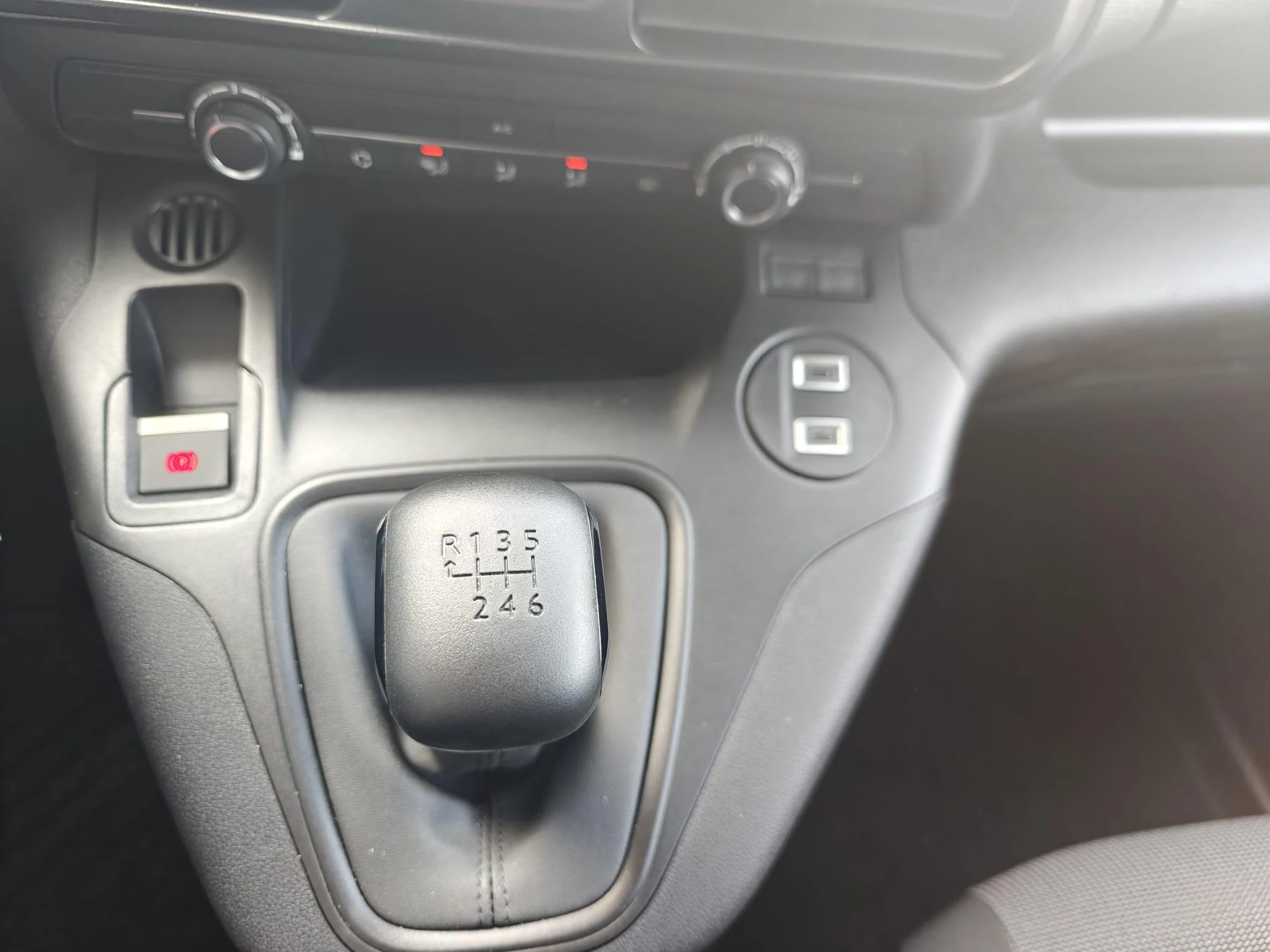 Peugeot Partner 1.5 BlueHDi 96kW L2 Allure