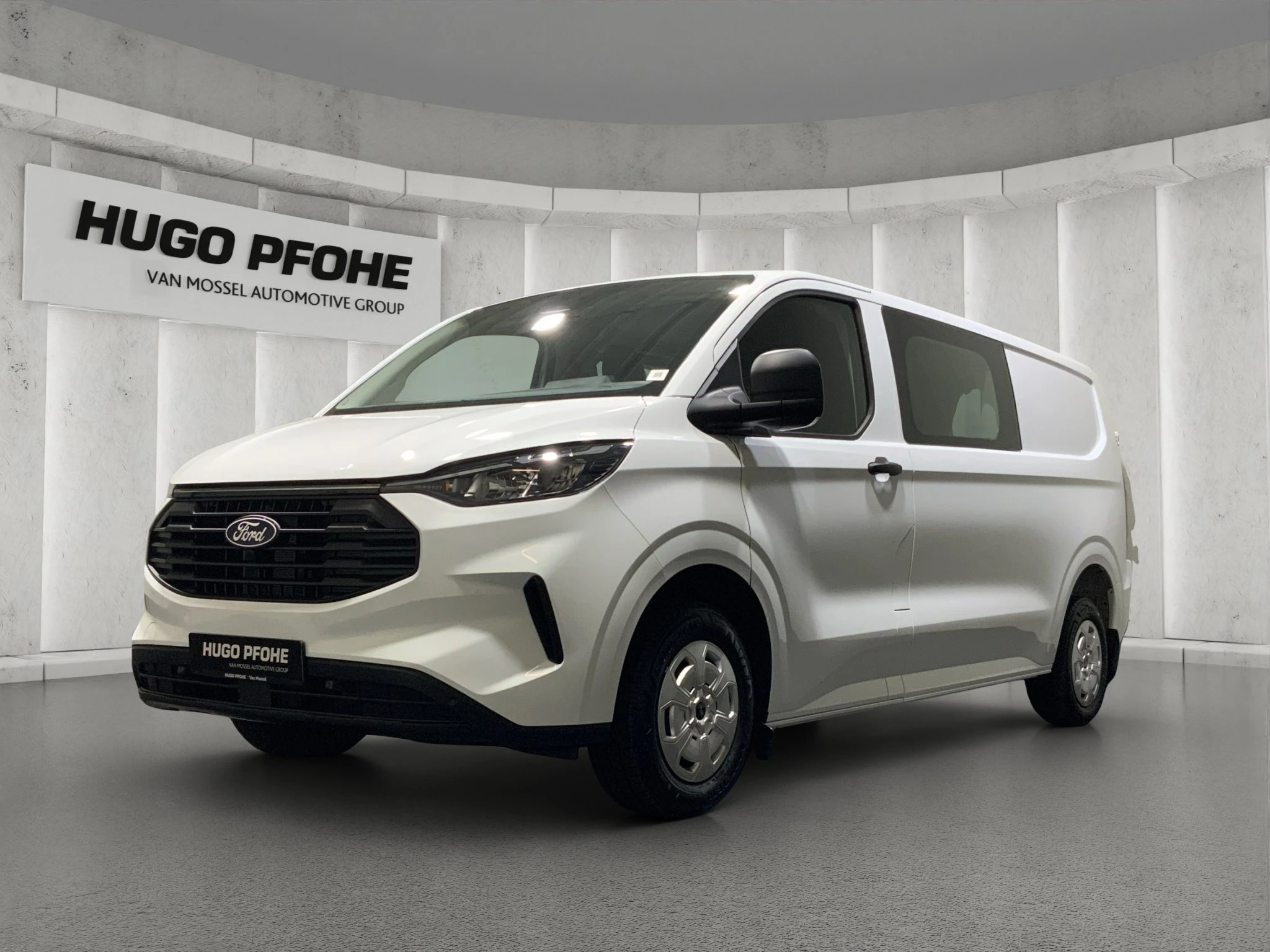 Ford-Transit Custom-image-0