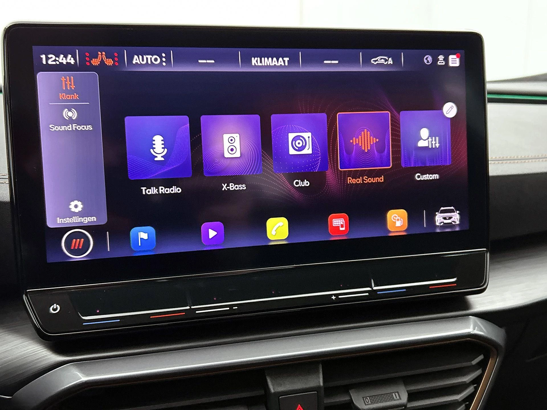 CUPRA-Formentor-image-25