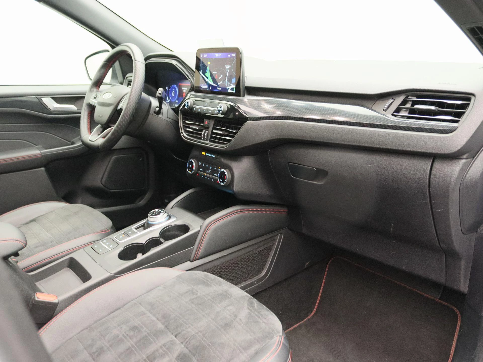 Ford-Kuga-image-27
