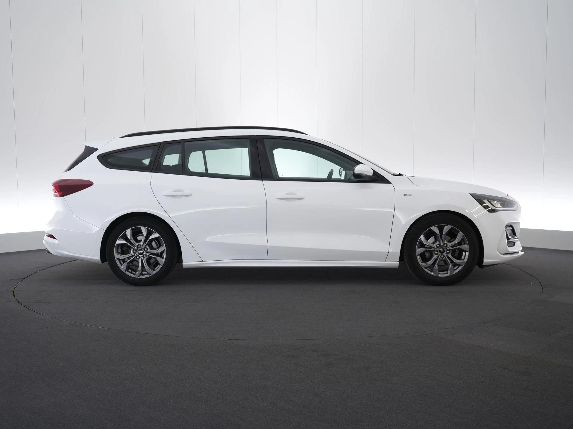 Ford Focus Clipper 1.0i EcoBoost MHEV 92kW ST-Line