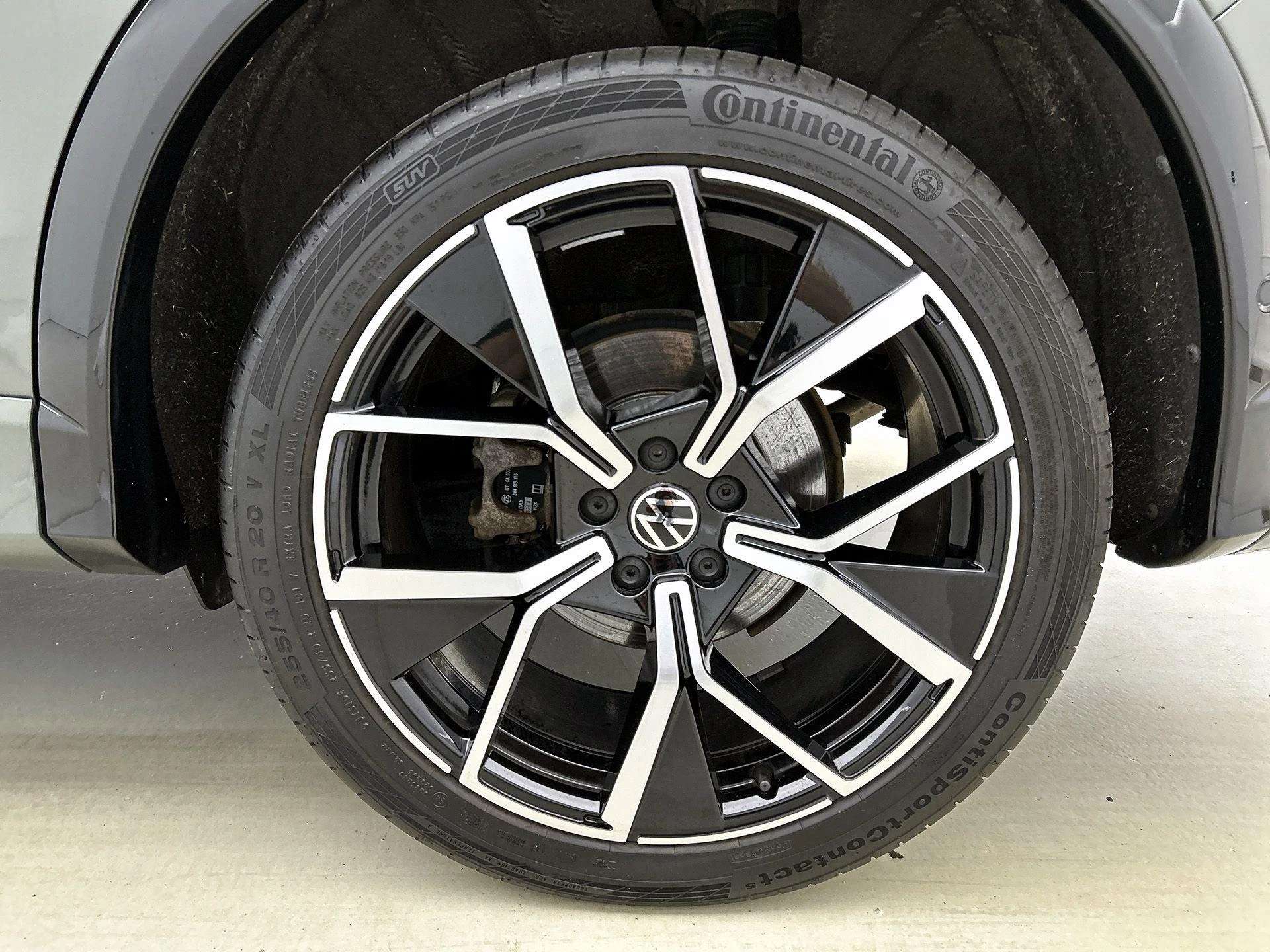 Volkswagen Tiguan 1.5 eHybrid R-Line Business | 204 PK |