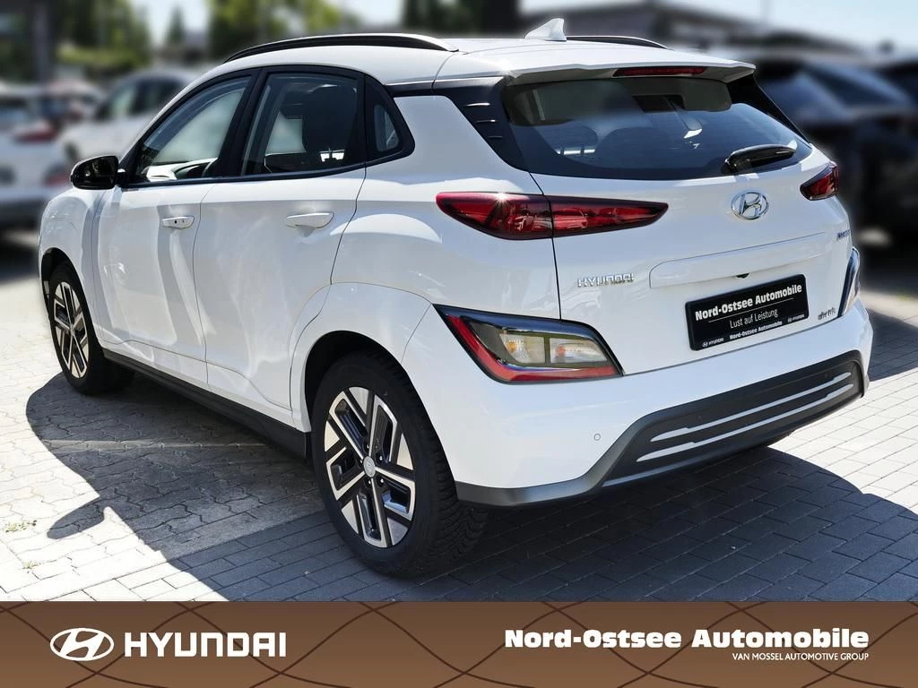 Hyundai Kona SELECT ELEKTRO 2WD SHZ LHZ KAMERA PDC KLIMA