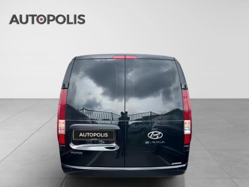 Hyundai-Staria-image-14