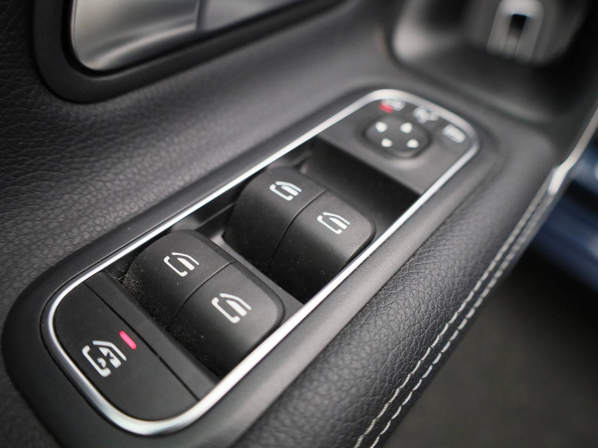 Mercedes-Benz-A-Klasse-image-30