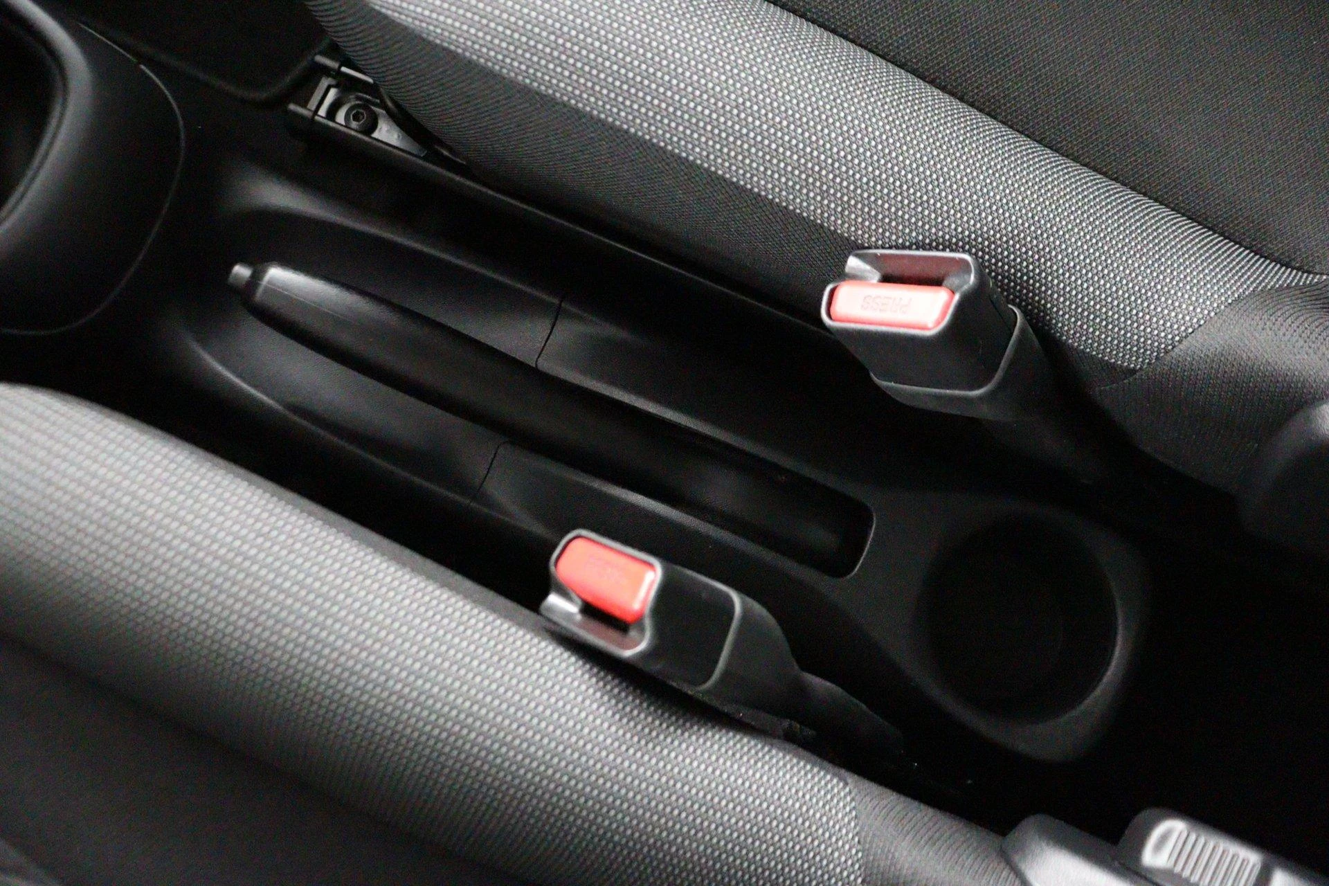 Toyota Aygo 1.0 VVT-i x-fun |