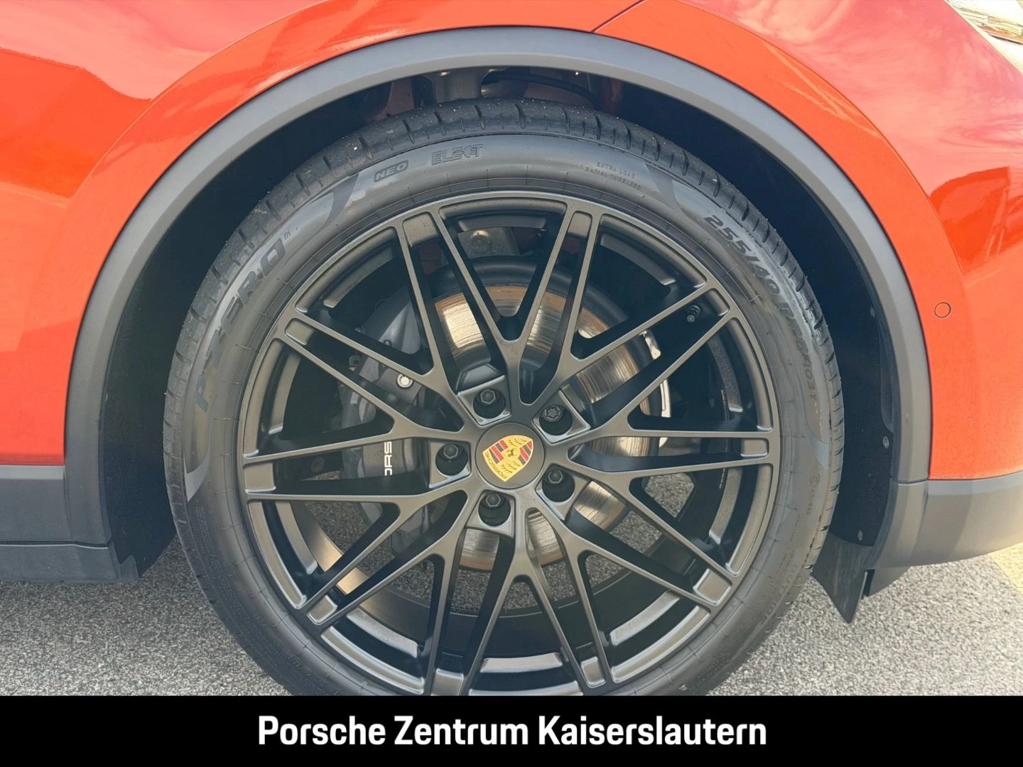 Porsche-Macan-image-12
