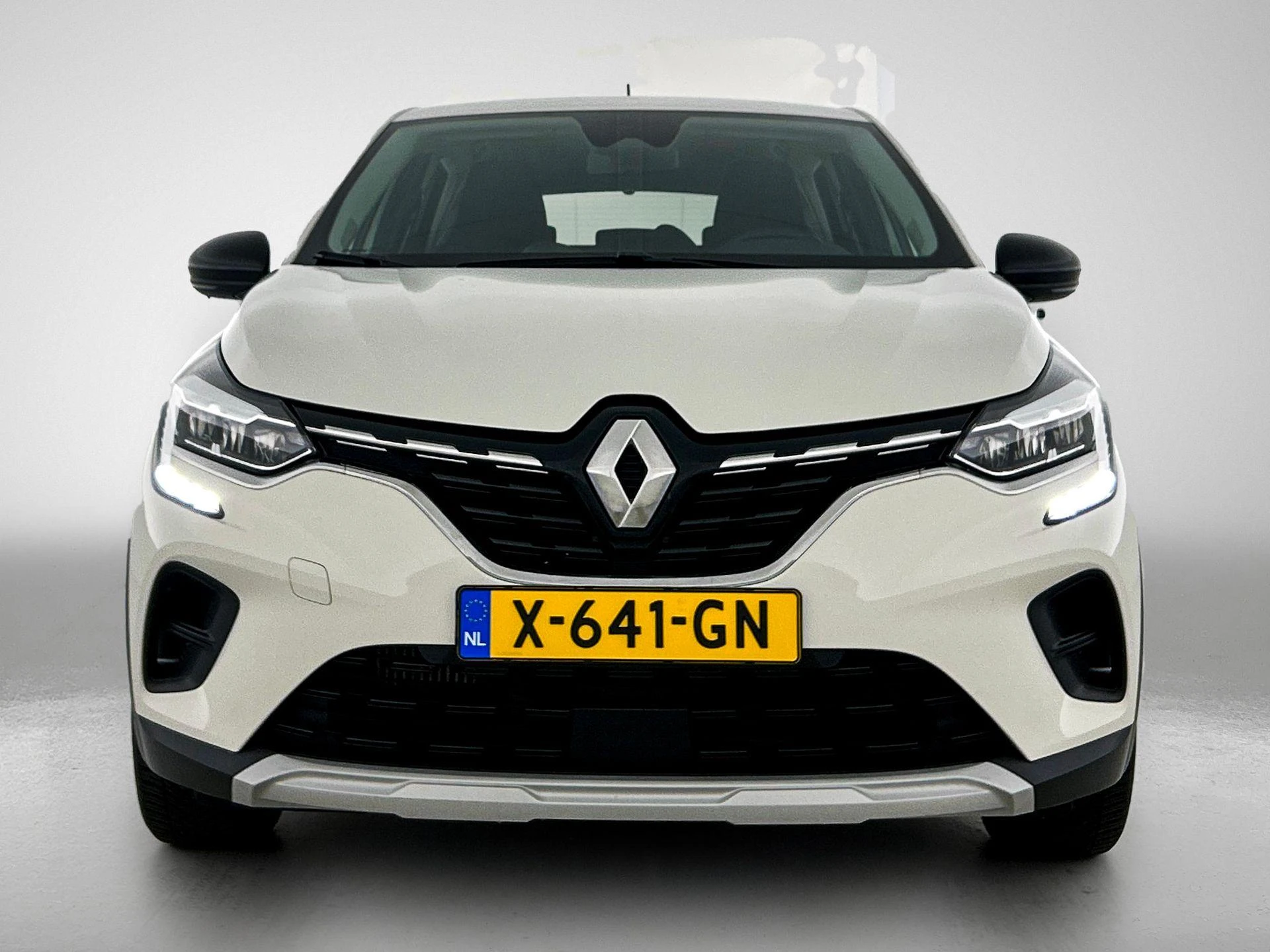 Renault-Captur-image-4