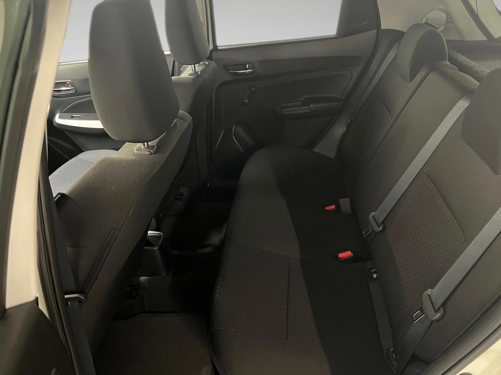 Suzuki Swift 1.0 Grand Luxe +