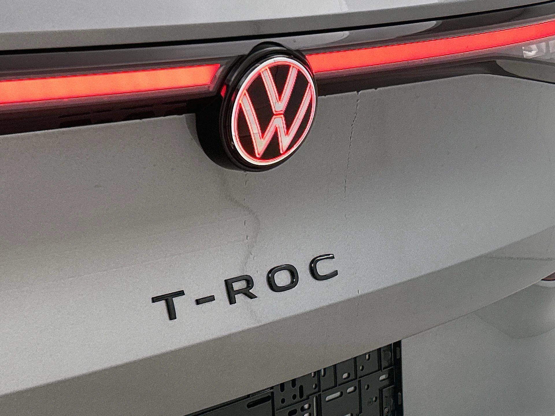 Volkswagen-T-Roc-image-32