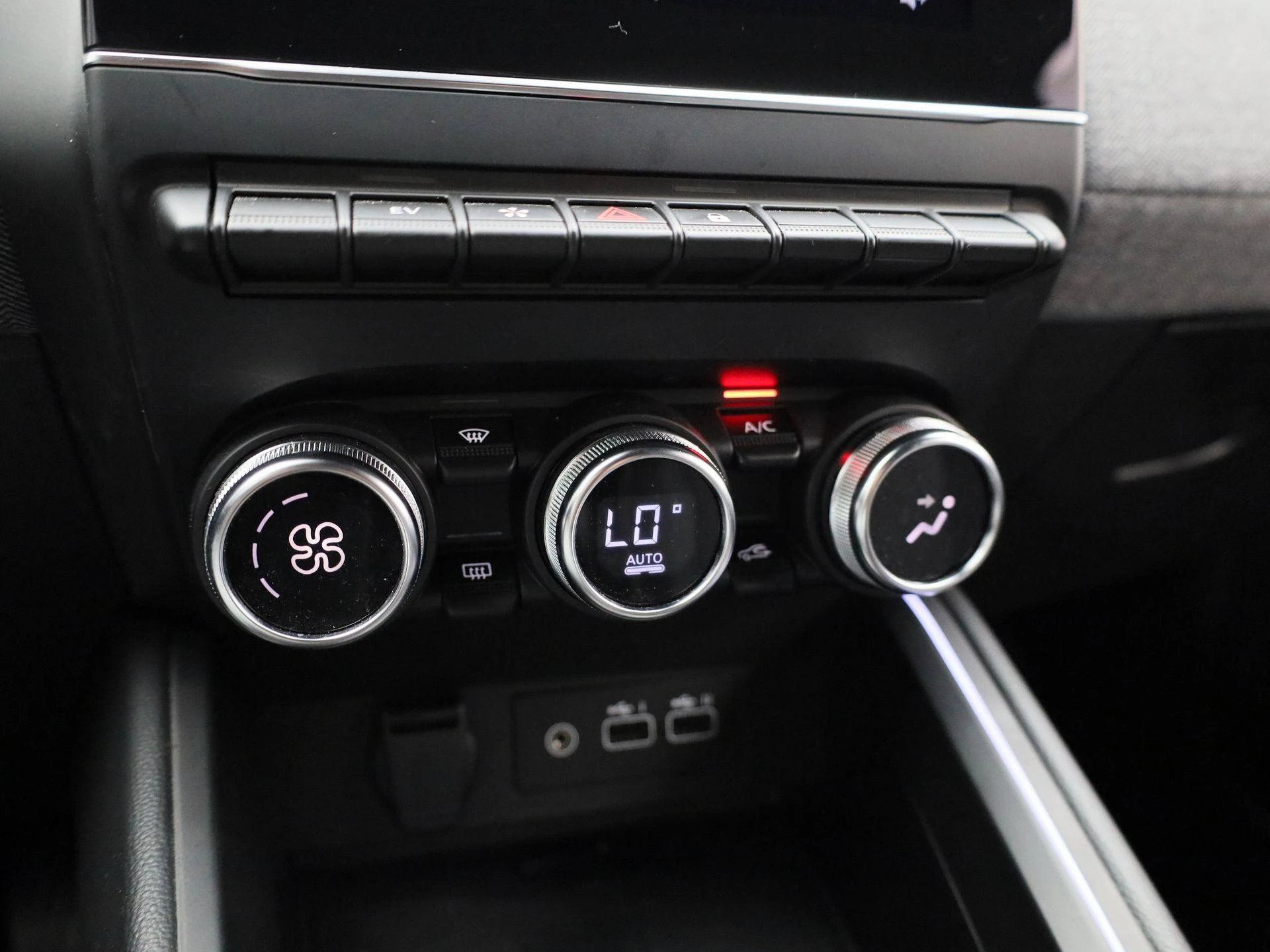 Renault-Clio-image-24