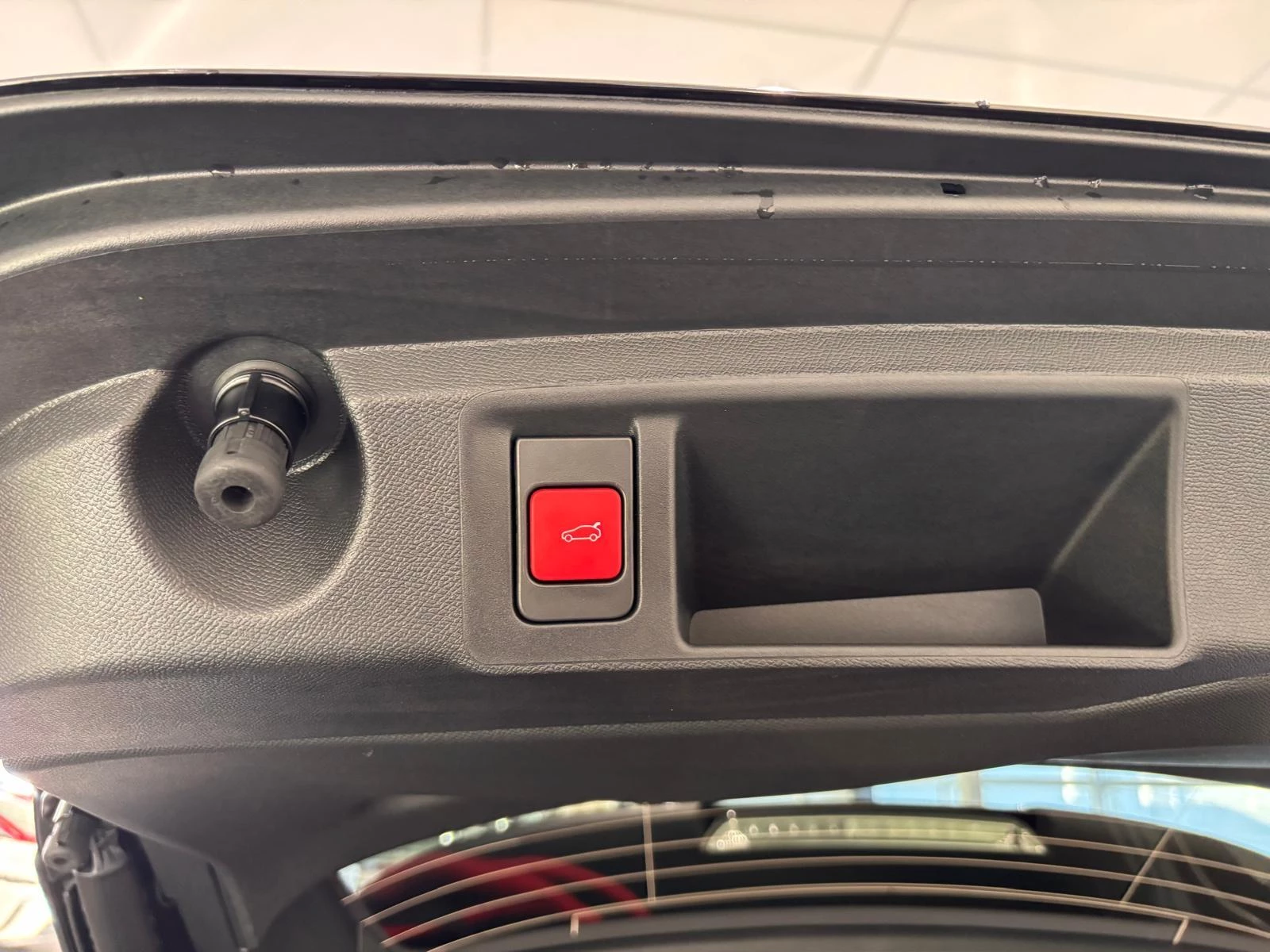 Peugeot-e-308-image-27