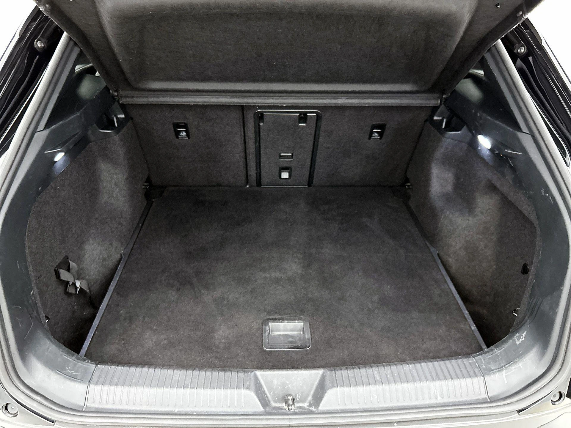 Volkswagen-ID.4-image-14