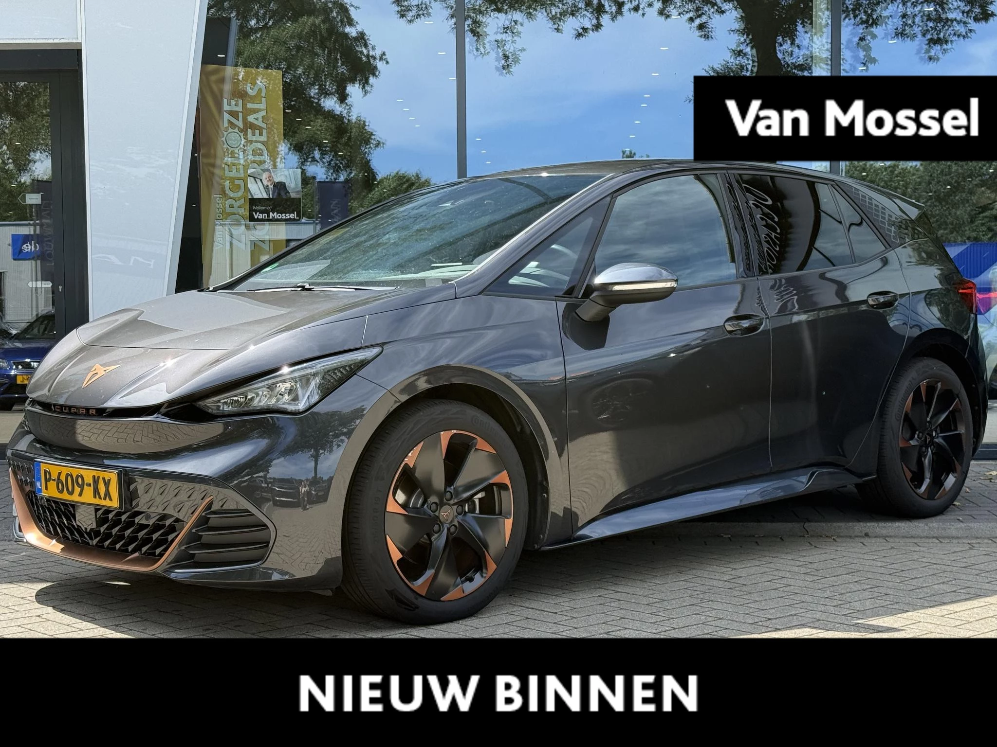 CUPRA-Born-image-0