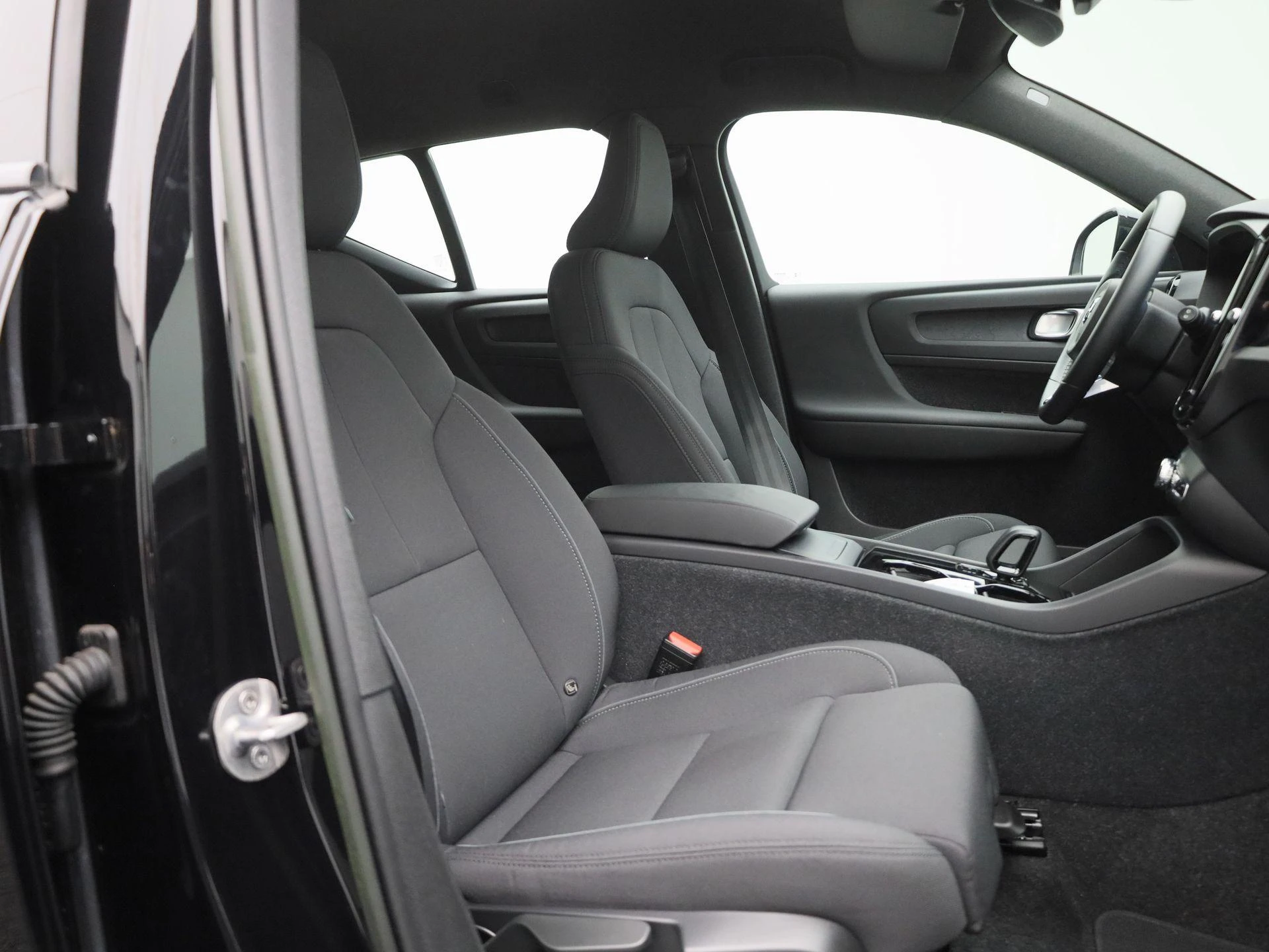 Volvo-XC40-image-31