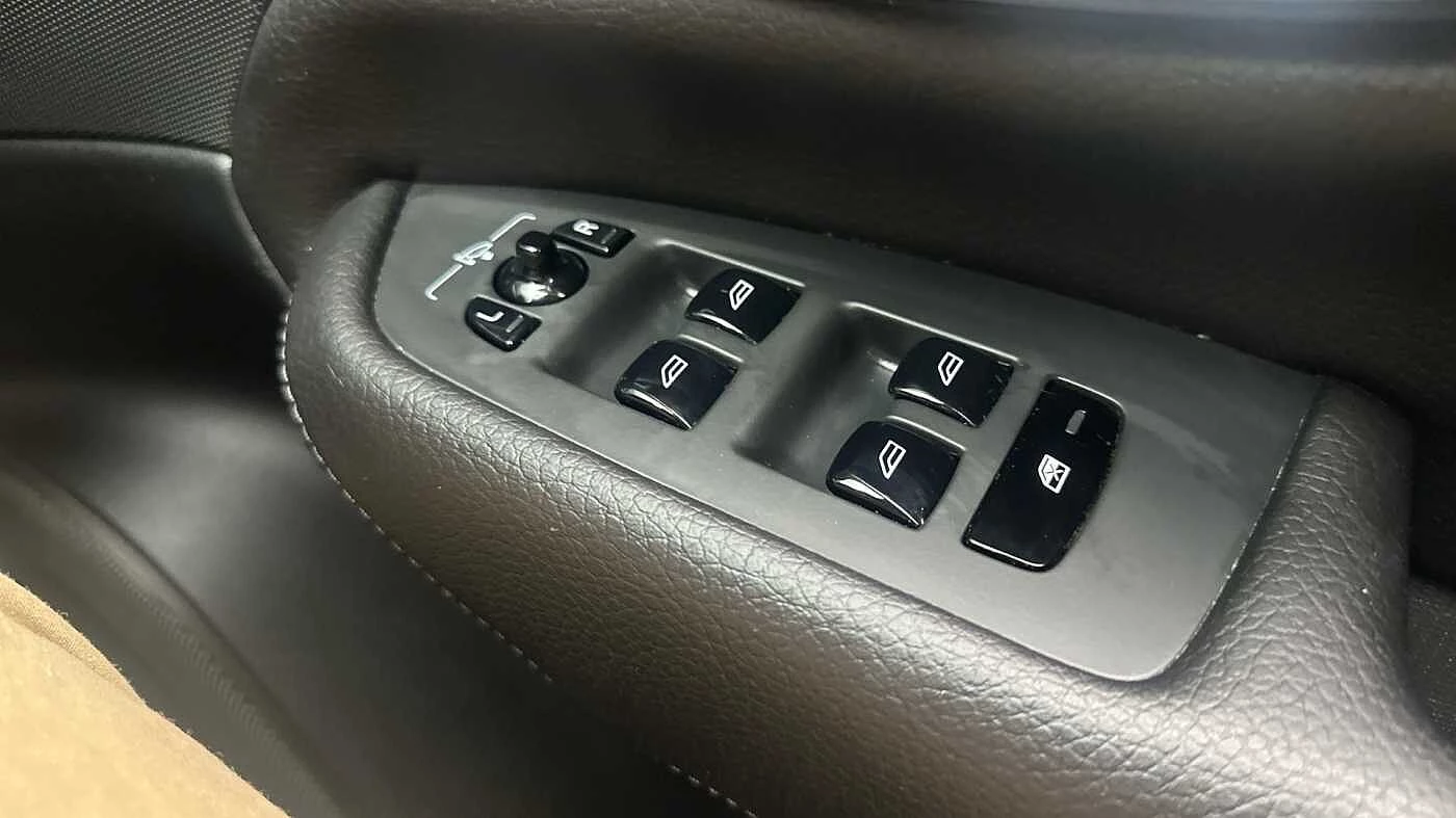 Volvo-XC90-image-28