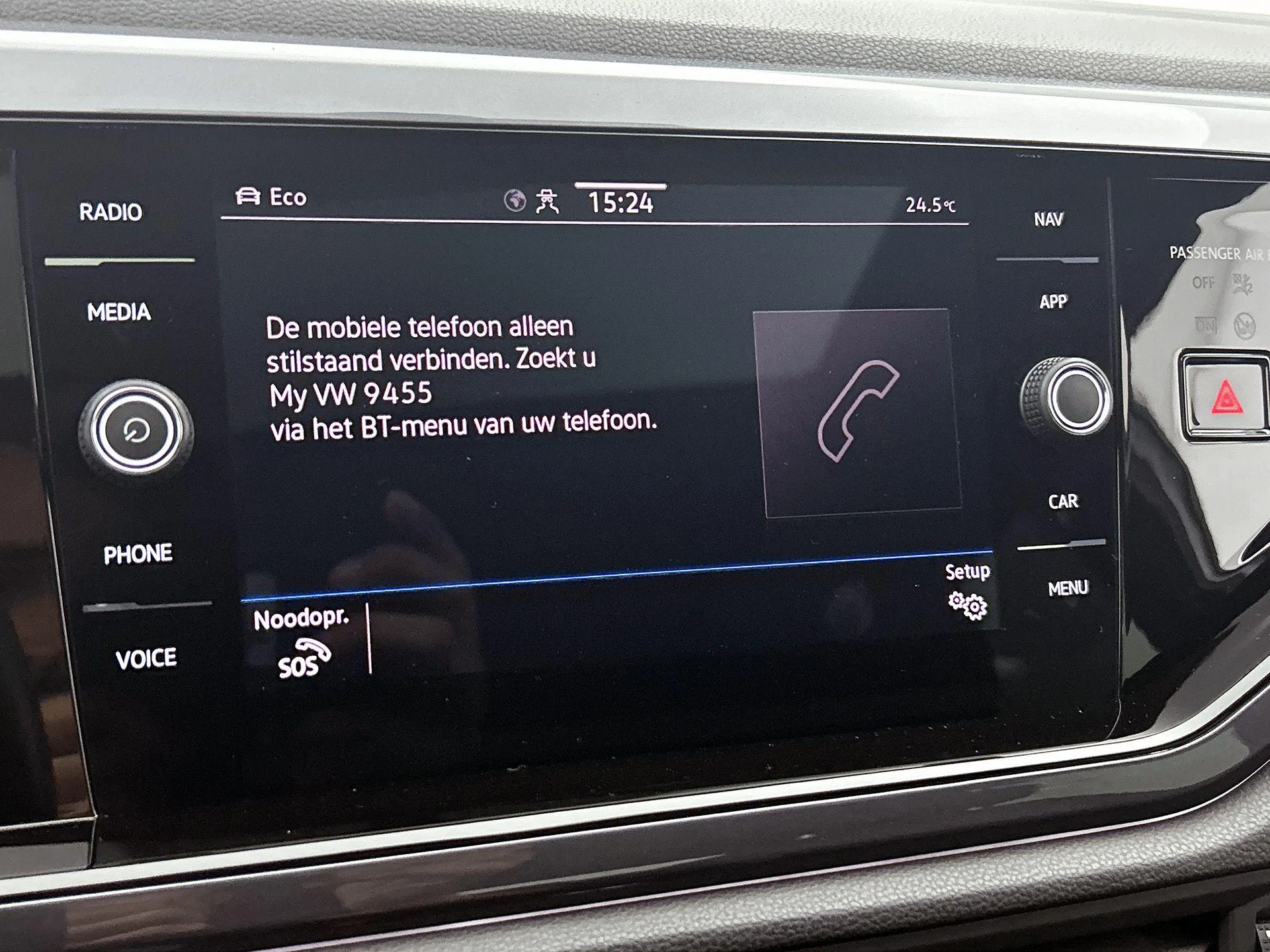 Volkswagen-Polo-image-12
