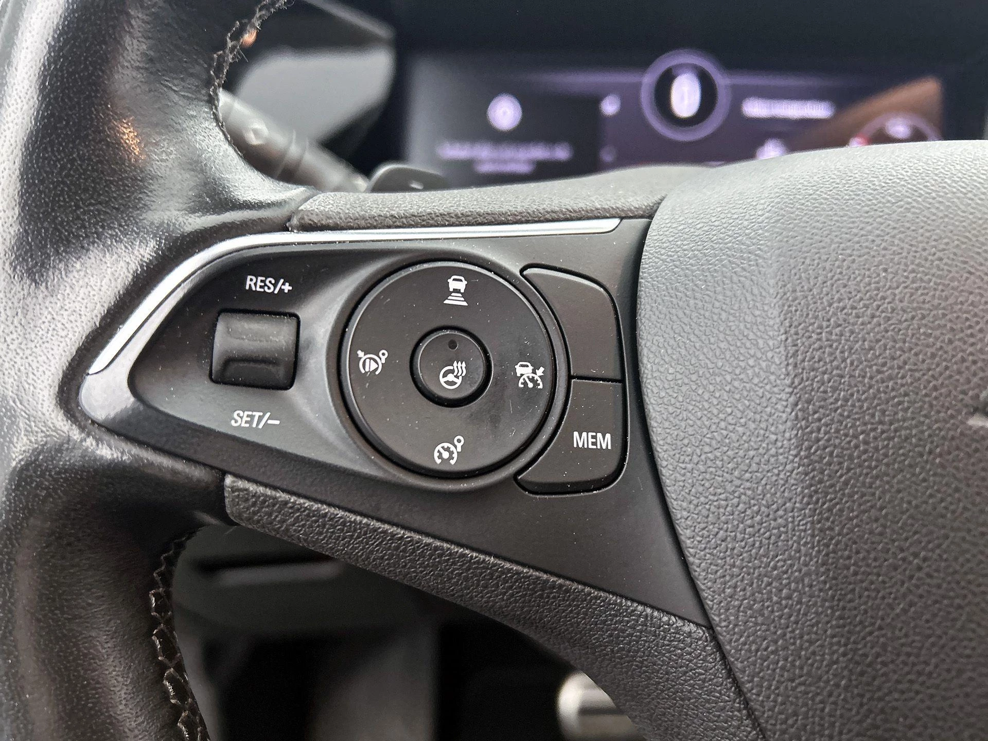 Opel Grandland 1.6 Turbo Plug-In Hybrid Level 4