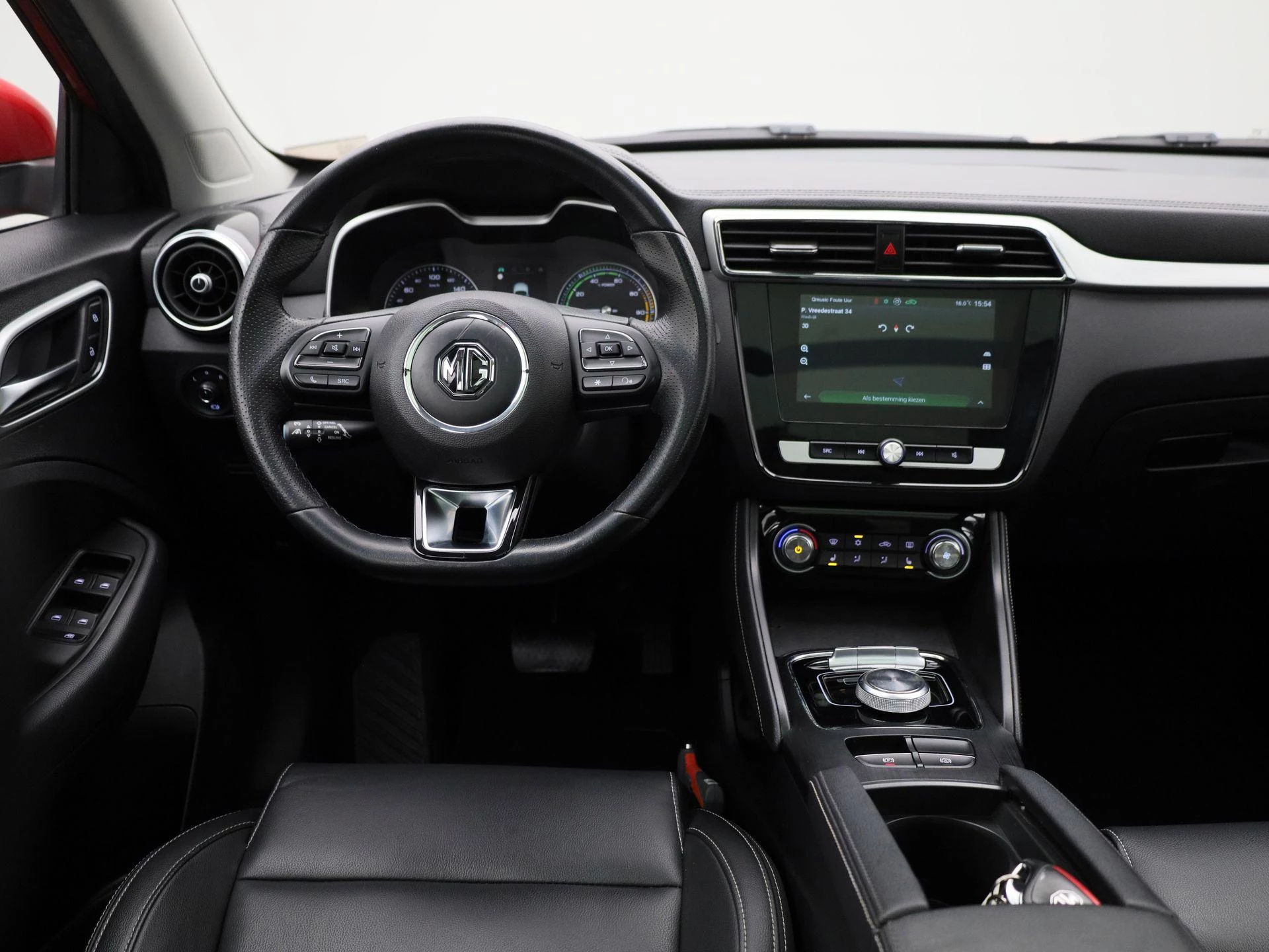 MG-ZS EV-image-7