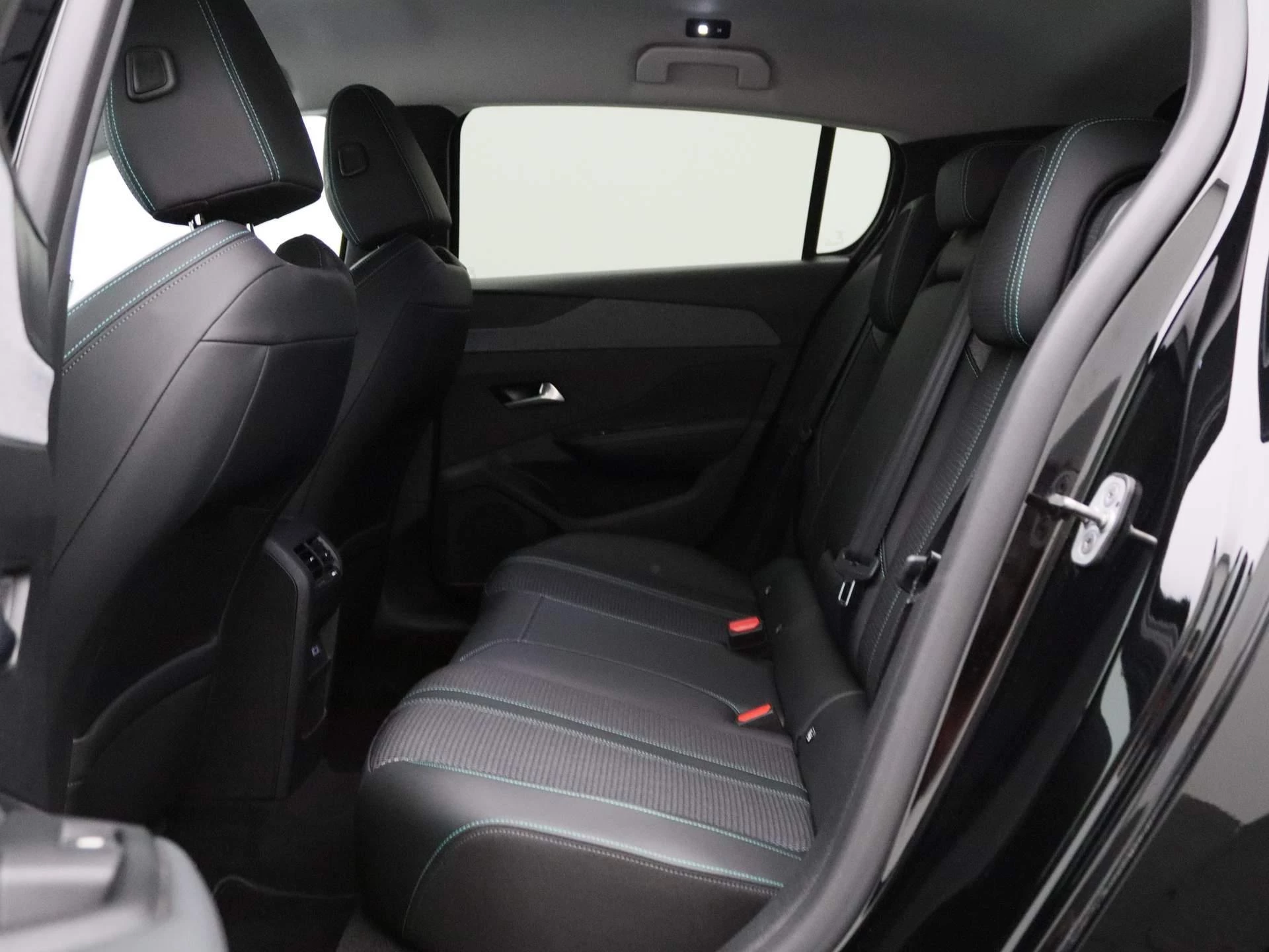 Peugeot-308-image-11