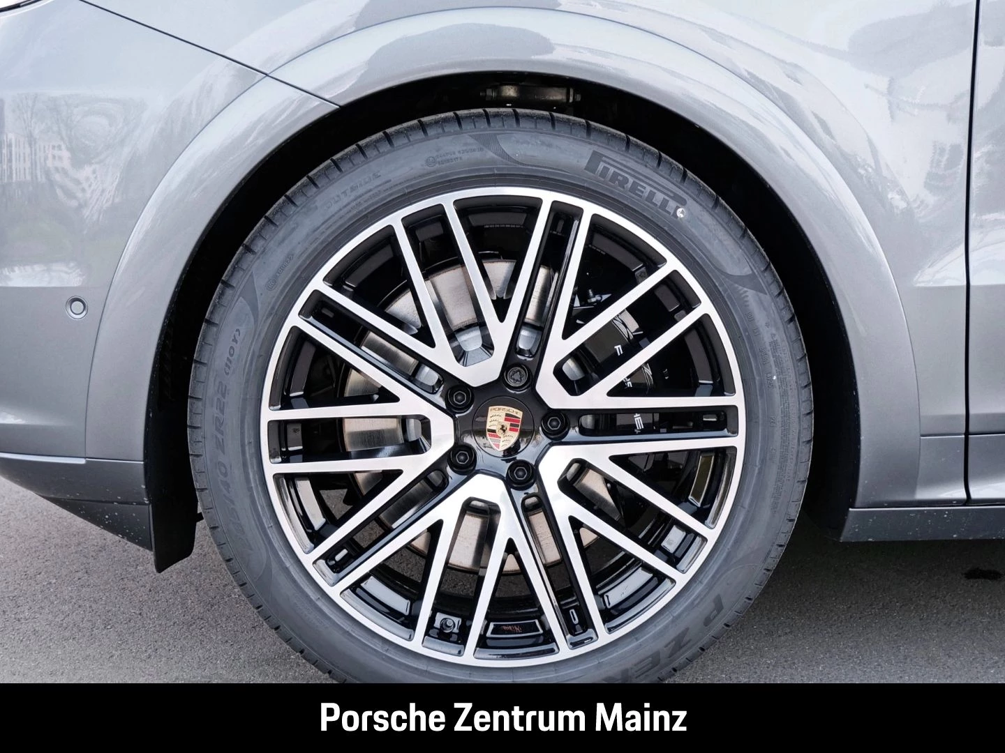 Porsche Cayenne GTS Coupe Burmester HA-Lenkung InnoDrive gts