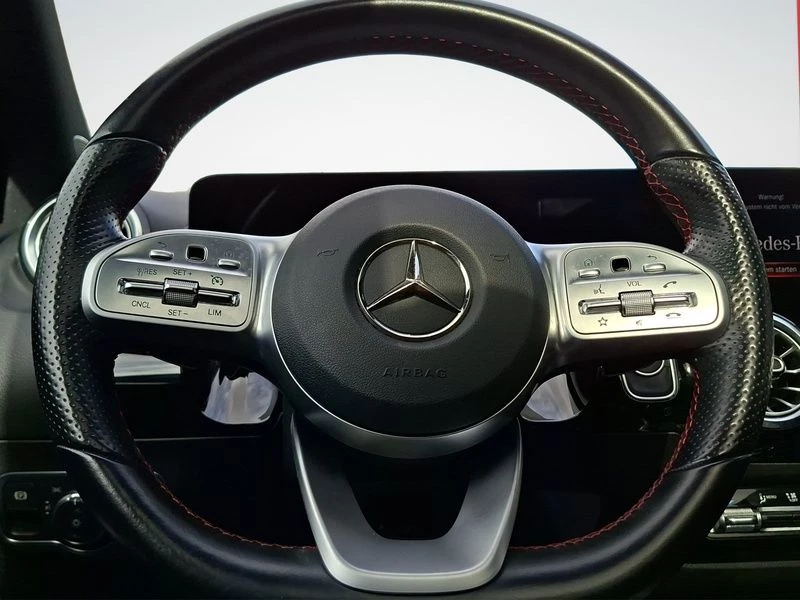 Mercedes-Benz B-Klasse 250 e AMG LINE NIGHT PDC PANO TEMPOMAT LED AMG Line