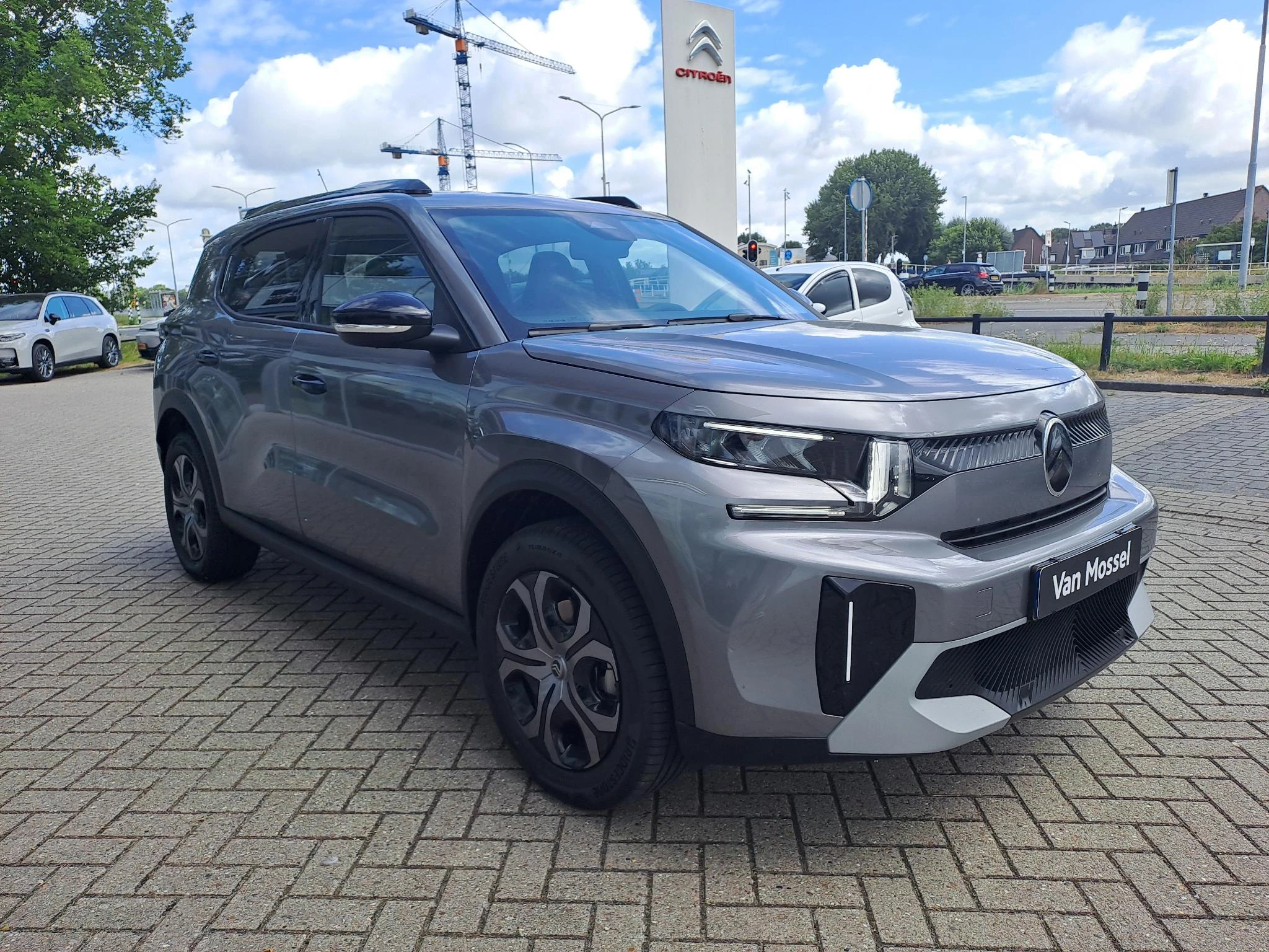 Citroën-ë-C3 Aircross-image-3